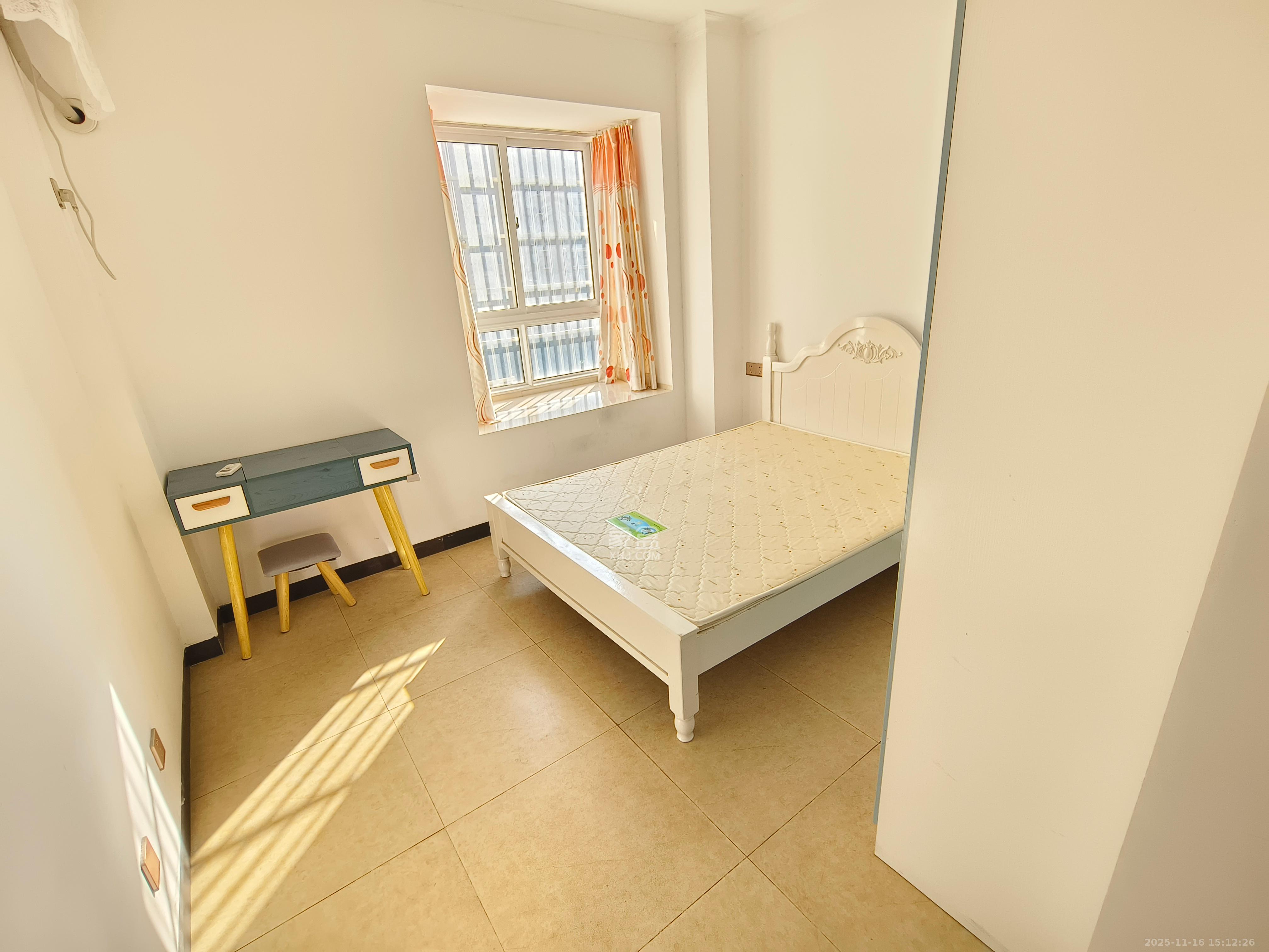 和沁园  2室2厅1卫    1700.0元/月室内图