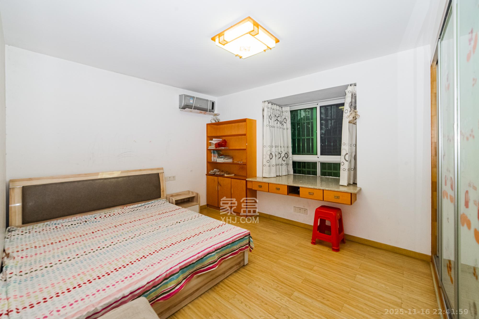 恒鑫澜北湾  3室2厅2卫    80.0万卧室