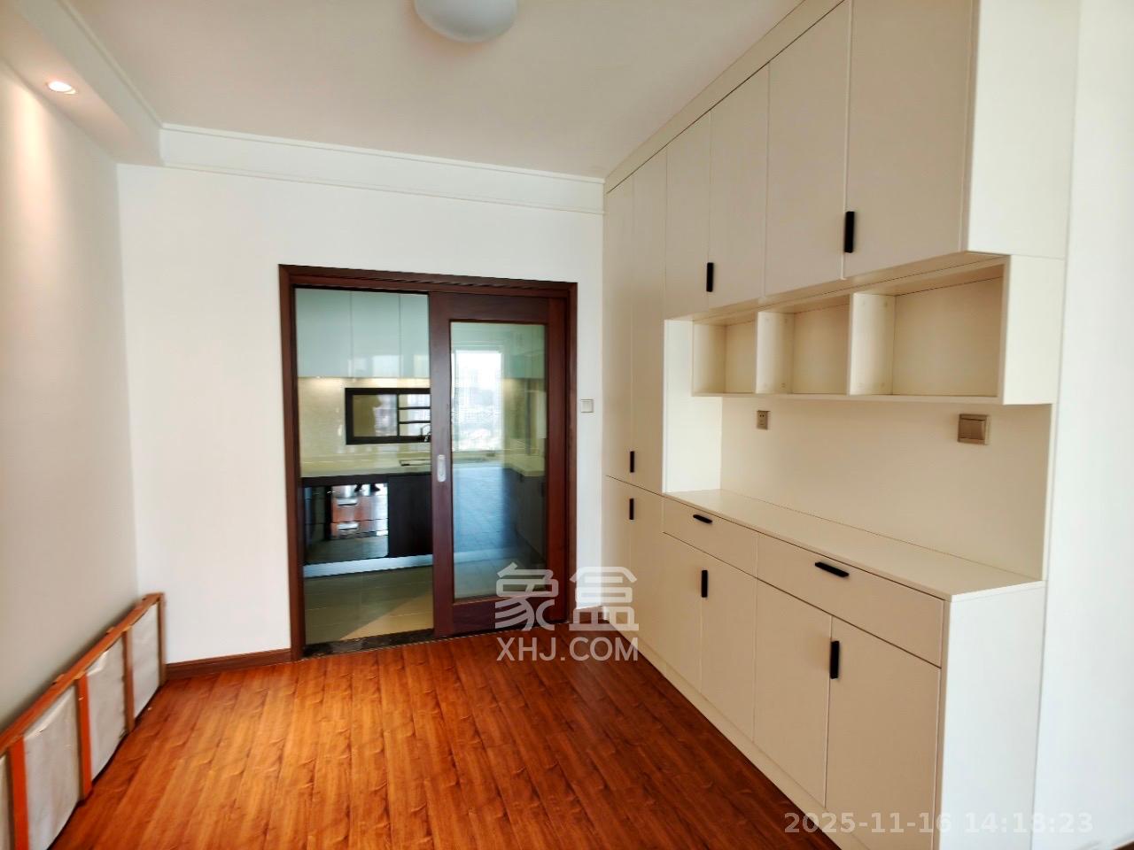 奥园誉景华府 1室0厅0卫 2500.0元/月 奥园誉景华府 1室0厅0卫 2500.0元/月室内图