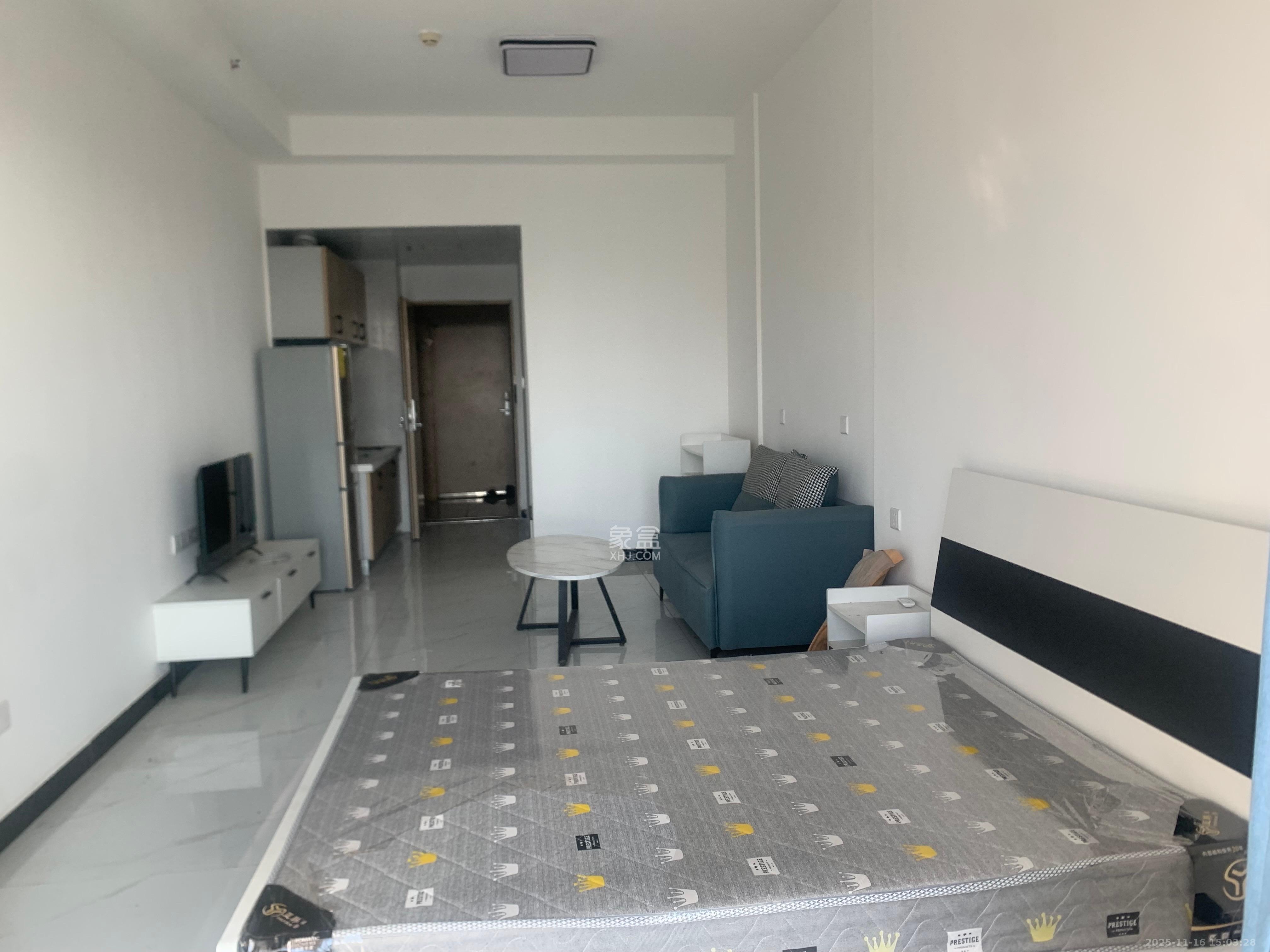 海伦春天  1室1厅1卫    1400.0元/月室内图