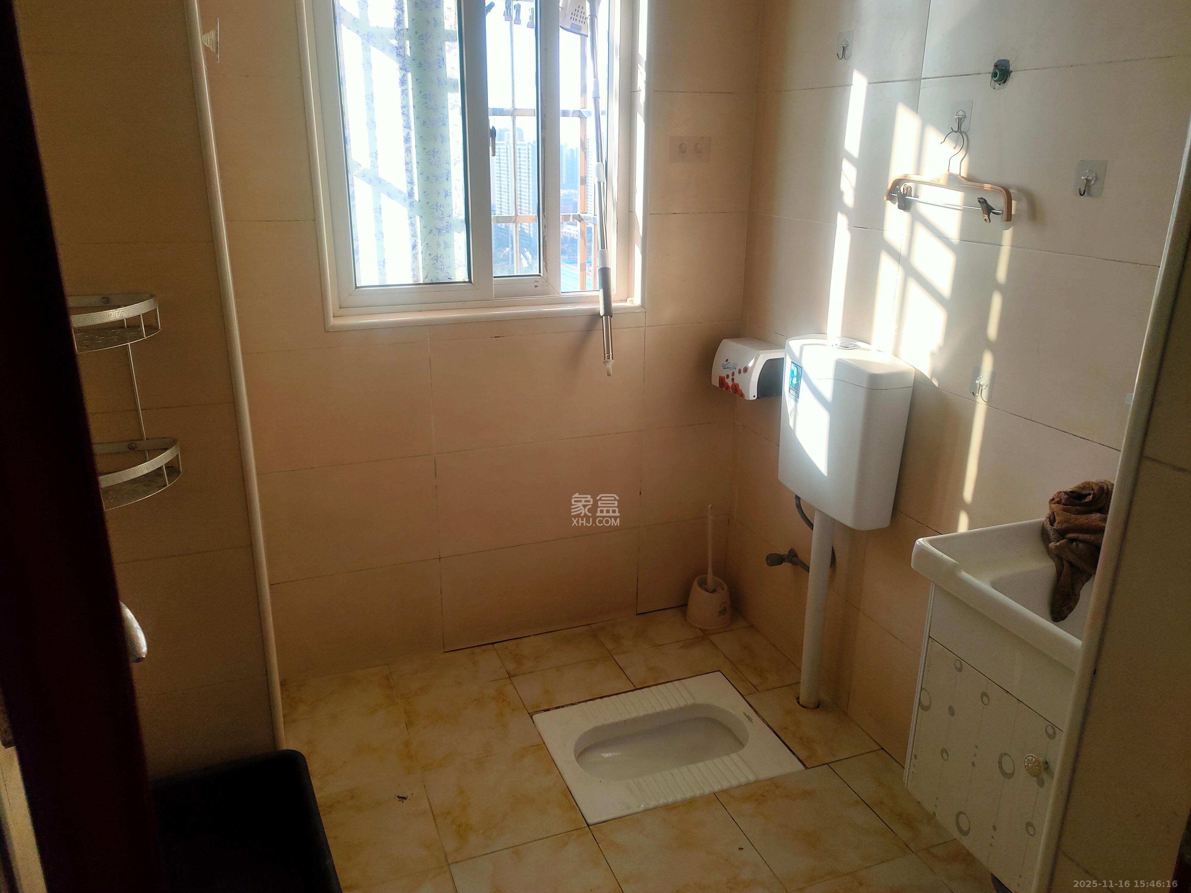 嘉顺苑  2室1厅1卫    1900.0元/月室内图