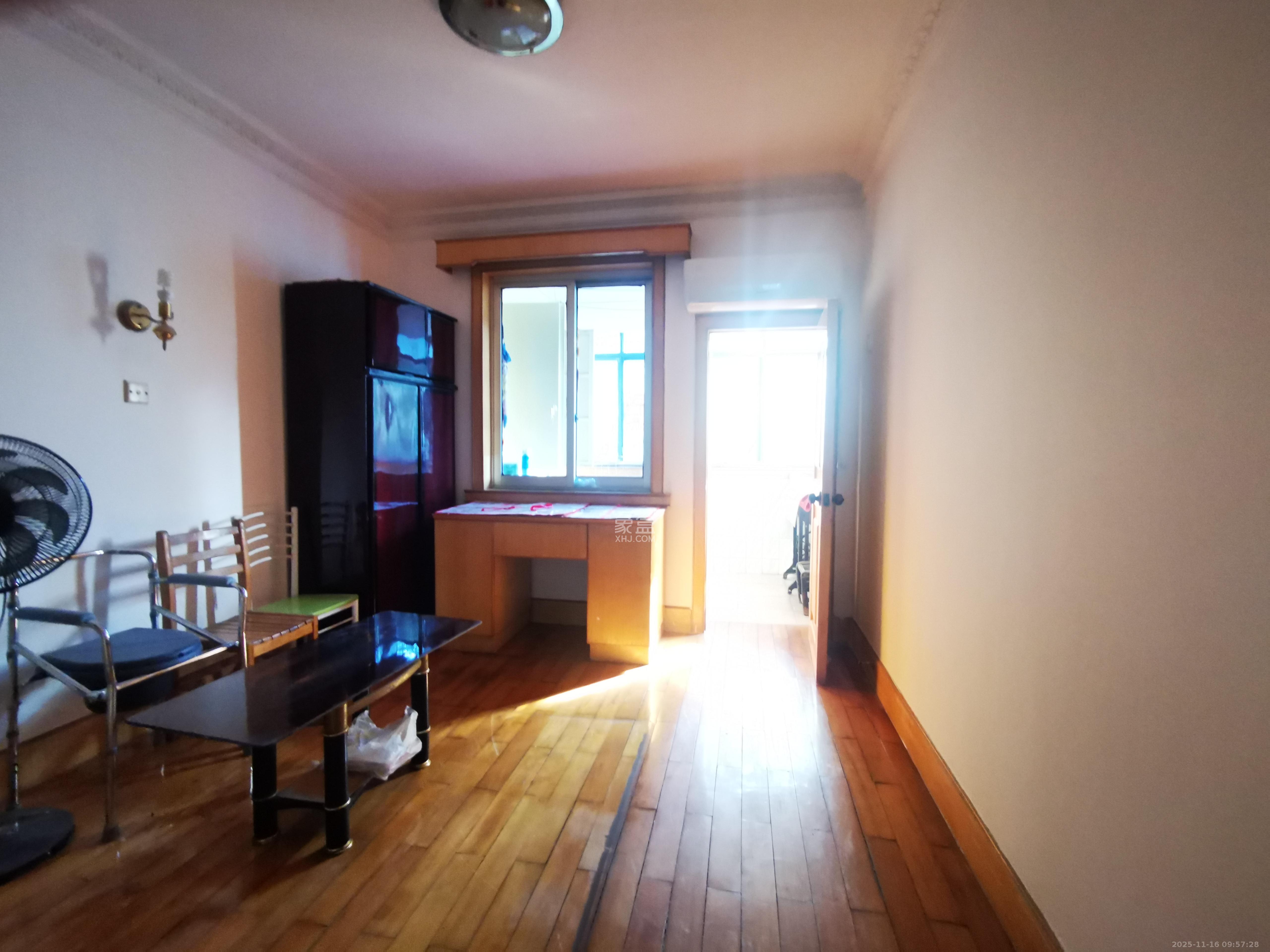 长岭水电八局宿舍  2室2厅1卫    1500.0元/月室内图