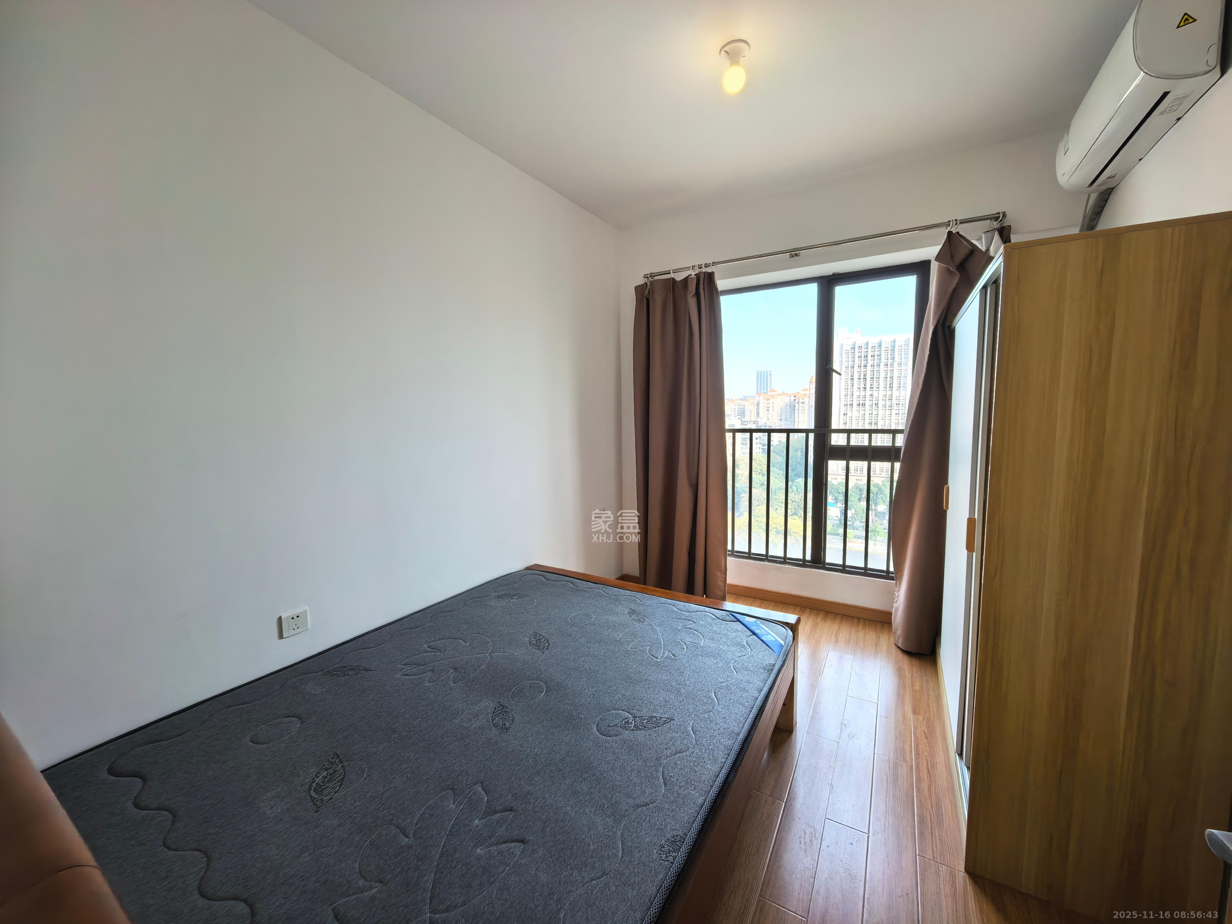 旭辉国际广场（永升商业广场）  4室2厅2卫    3500.0元/月室内图