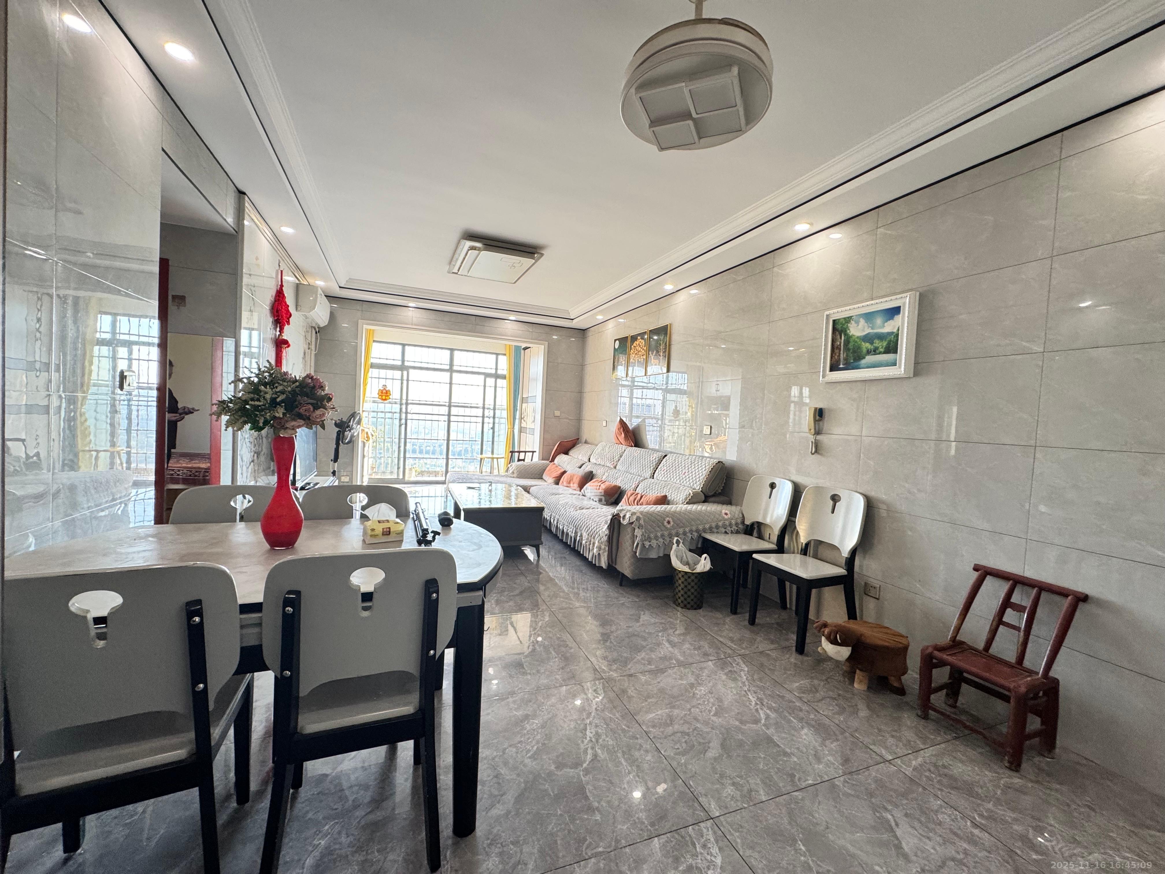 星城新宇川河苑 2室2厅1卫 1900.0元/月 星城新宇川河苑 2室2厅1卫 1900.0元/月室内图