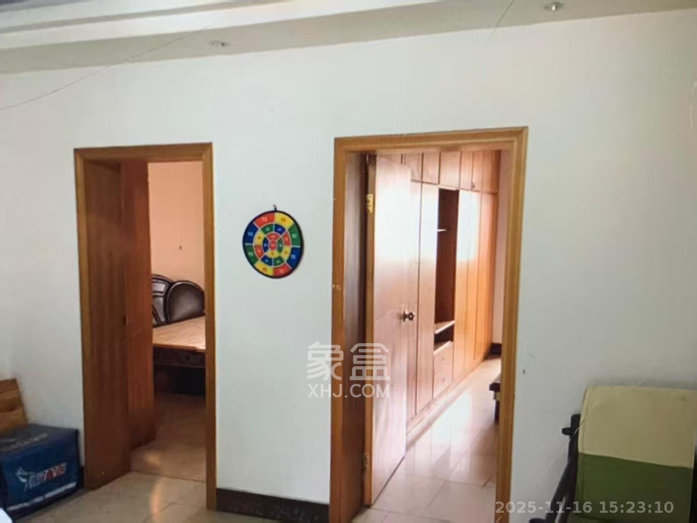 天龙花园 1室2厅1卫 2000.0元/月 天龙花园 1室2厅1卫 2000.0元/月室内图