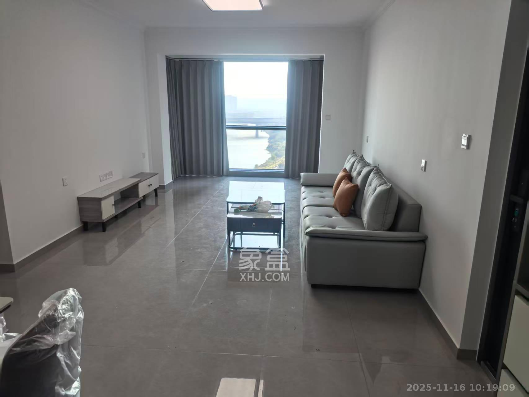 伊景园滨河苑  3室2厅2卫    2300.0元/月室内图