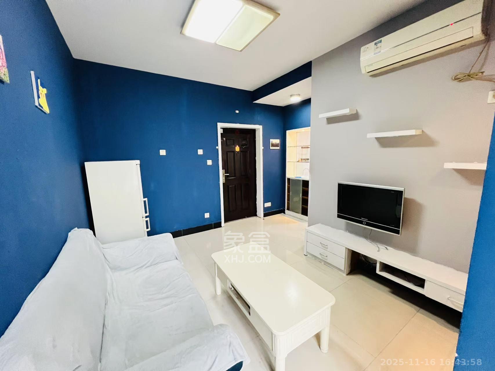 白沙晶城 1室1厅1卫 1800.0元/月 白沙晶城 1室1厅1卫 1800.0元/月室内图