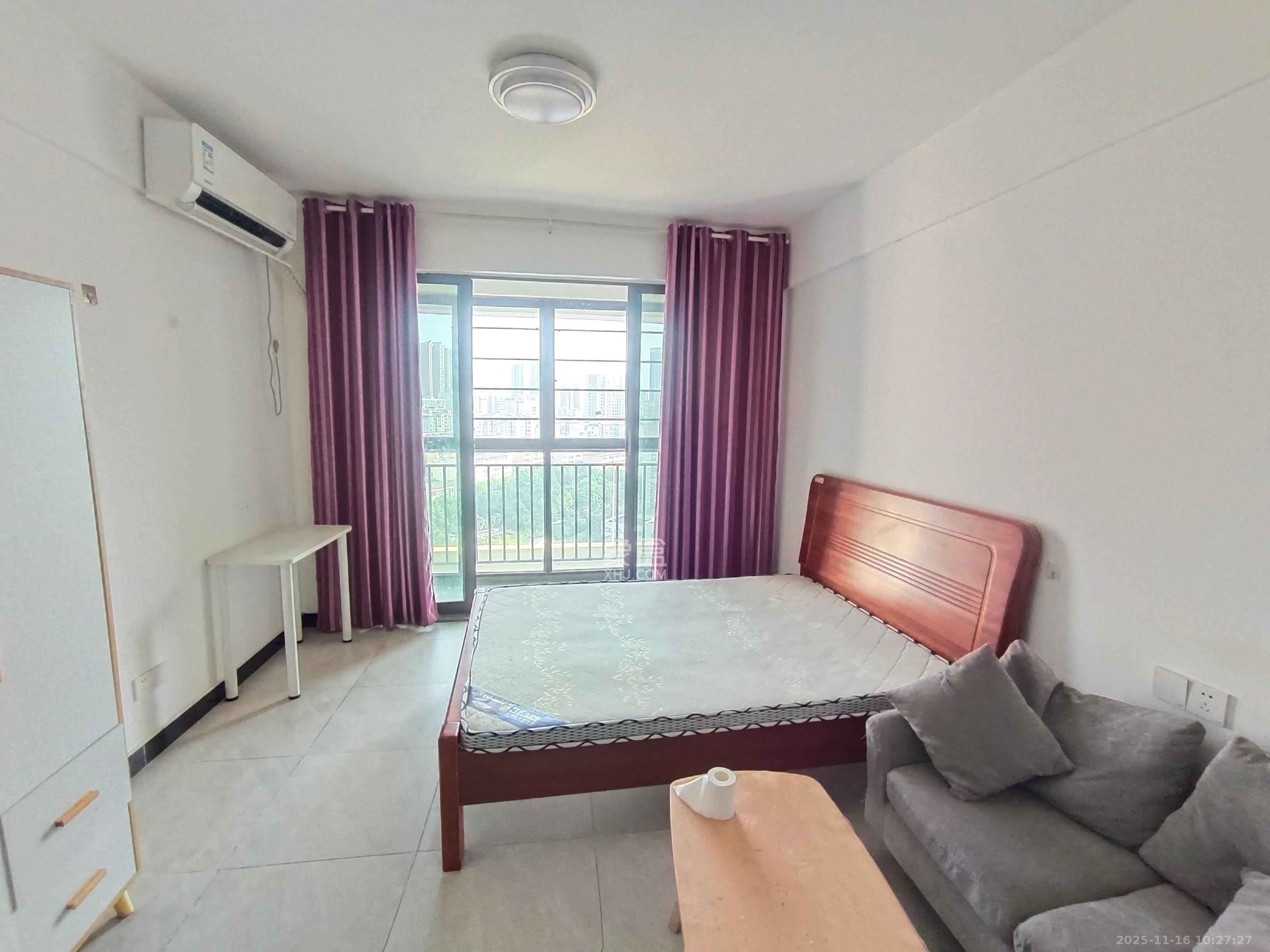 钱隆樽品(一、二、三期)  1室1厅1卫    1000.0元/月