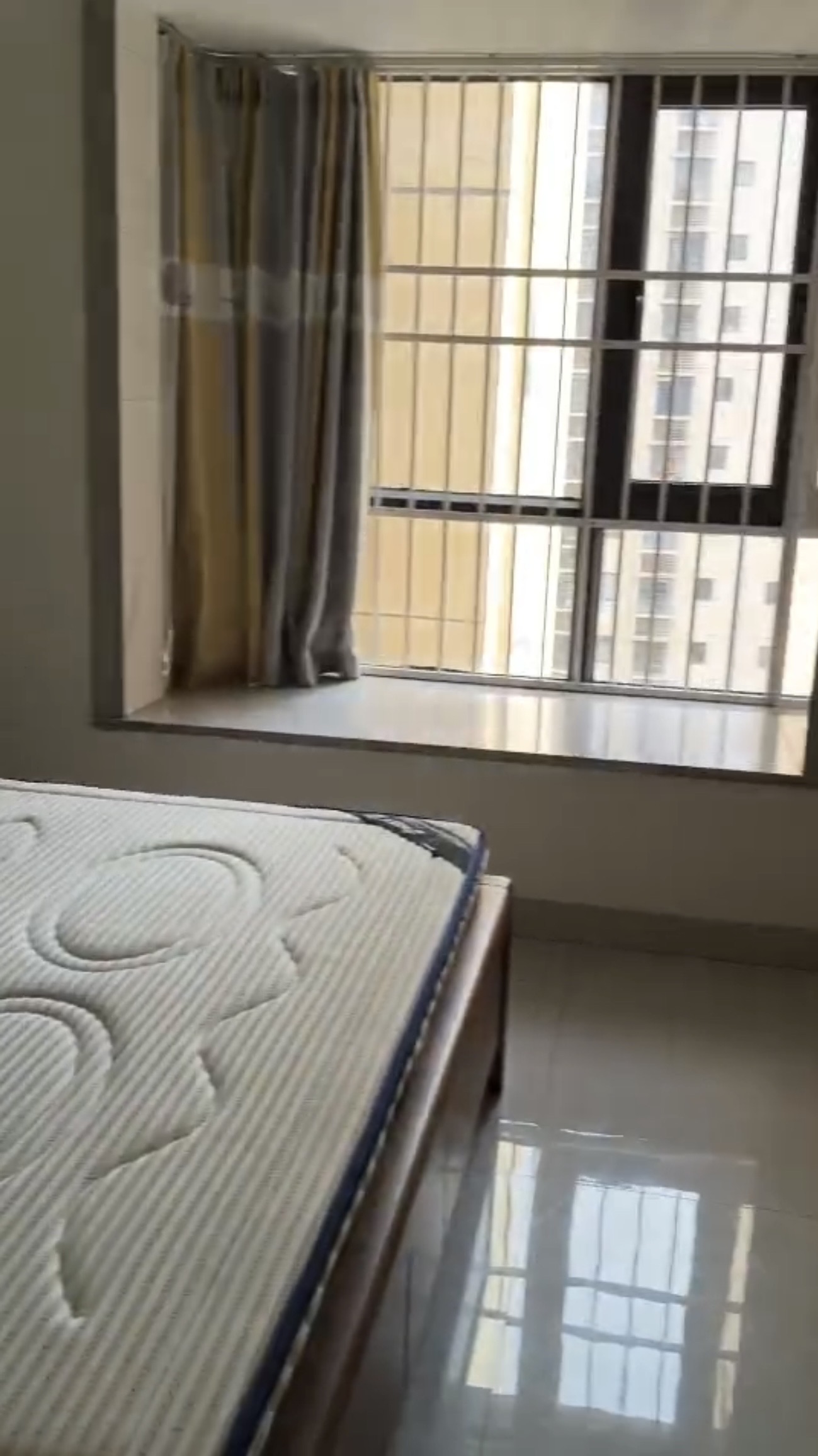 美舍嘉苑一期  4室2厅2卫    4300.0元/月室内图