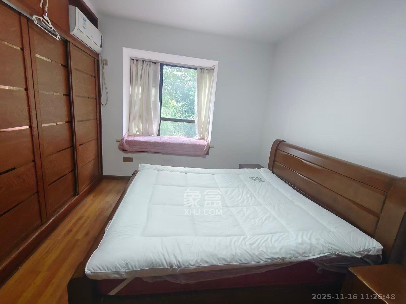 山语城二期  2室1厅1卫    2100.0元/月室内图