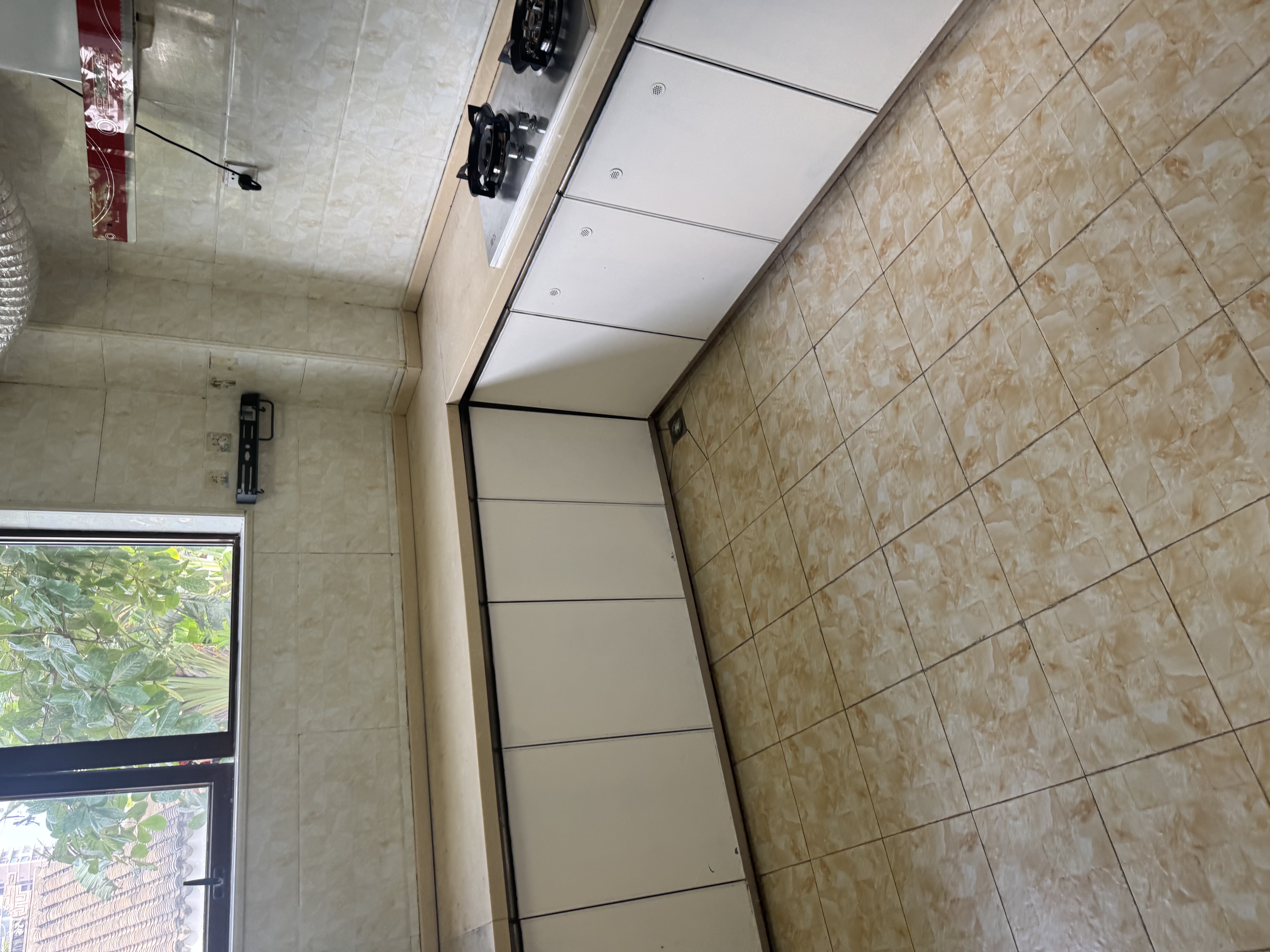 宝安江南城  3室2厅2卫    14000.0元/月户型图