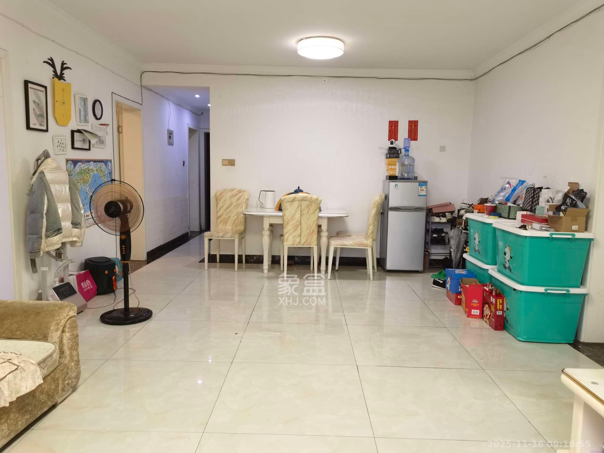 远东公寓  3室2厅2卫    2600.0元/月室内图