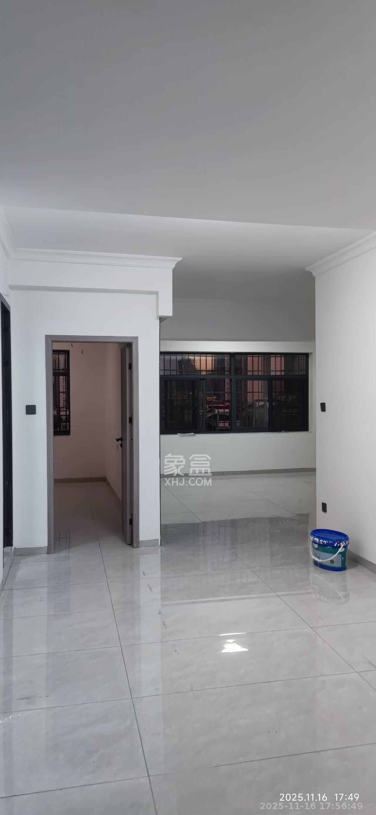 新富城 3室1厅1卫 2600.0元/月 新富城 3室1厅1卫 2600.0元/月室内图