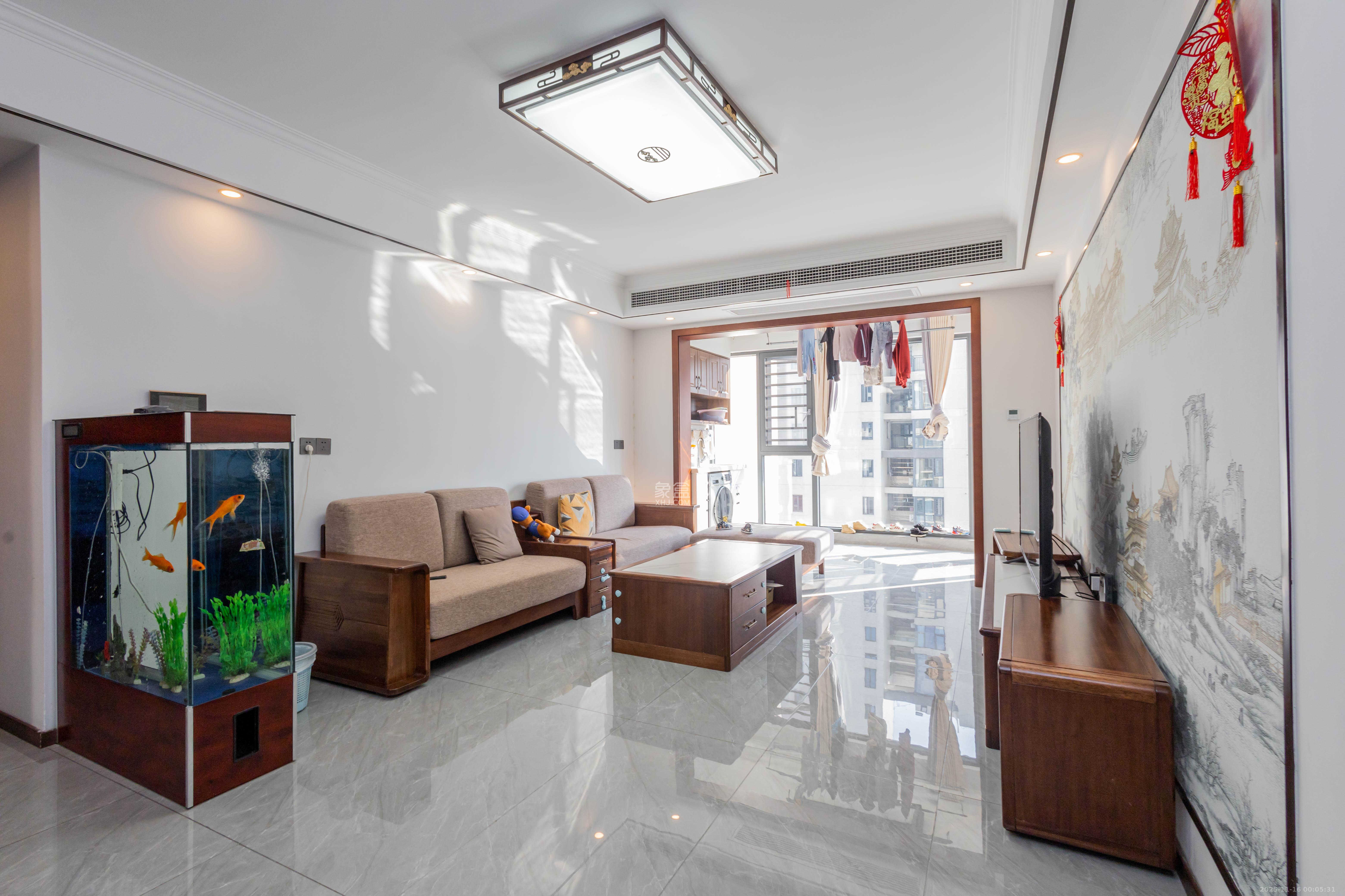 敏捷珑玥府 3室2厅2卫 75.8万 敏捷珑玥府 3室2厅2卫 75.8万客厅