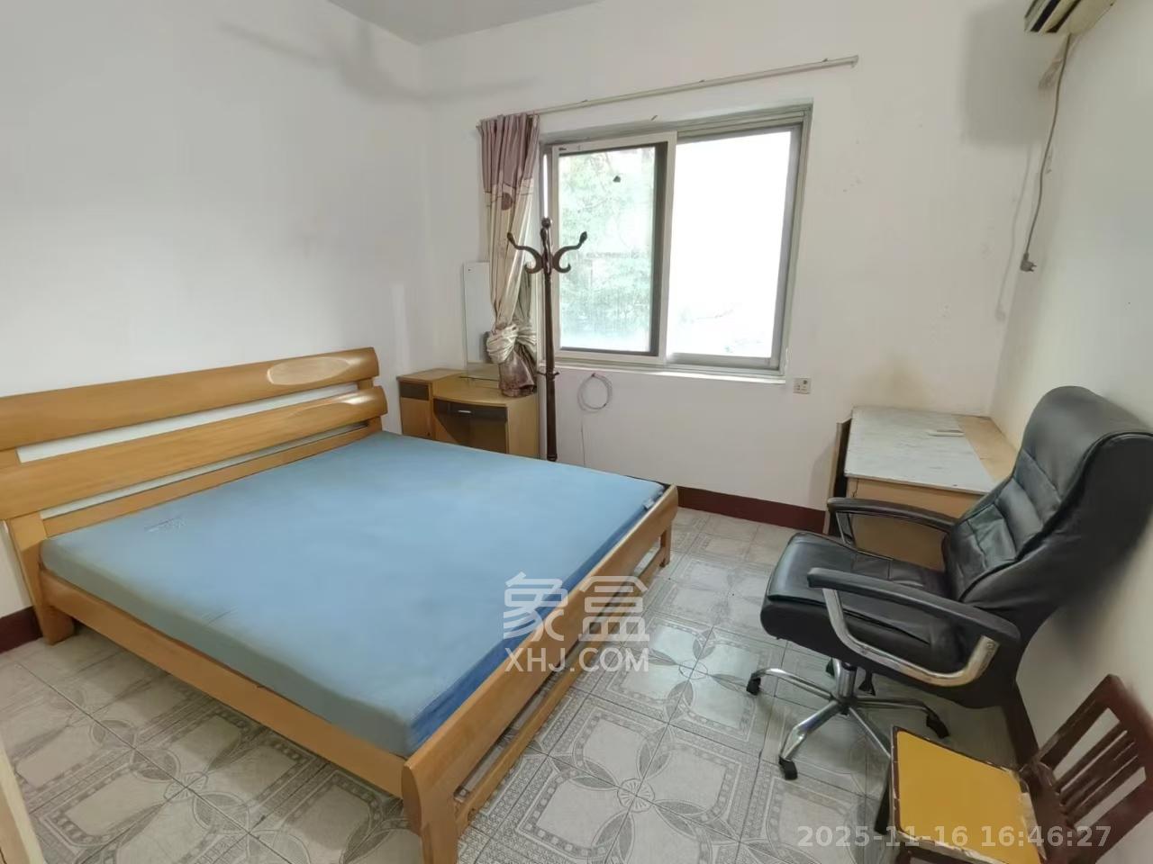 水泵厂宿舍 3室1厅1卫 1300.0元/月 水泵厂宿舍 3室1厅1卫 1300.0元/月室内图