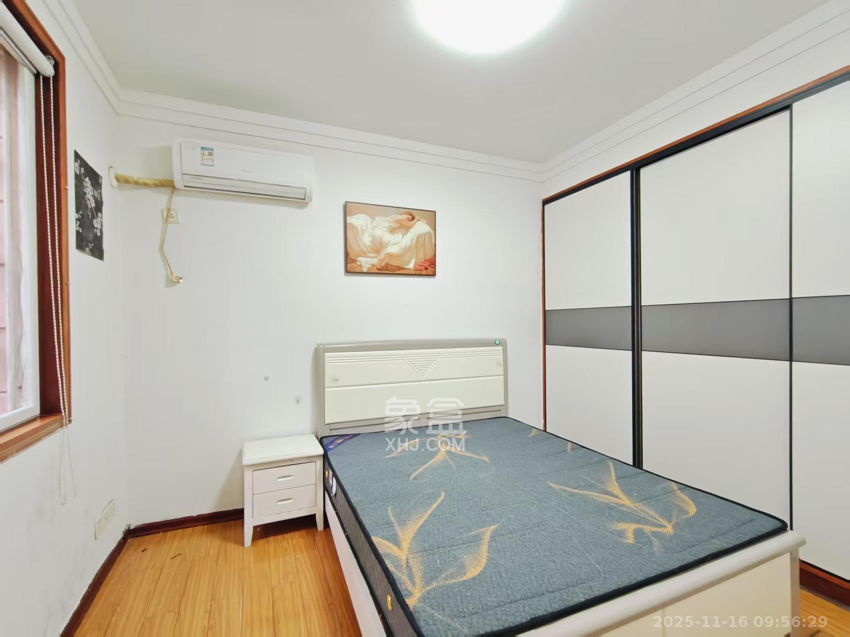 城市花园  3室2厅2卫    2800.0元/月室内图