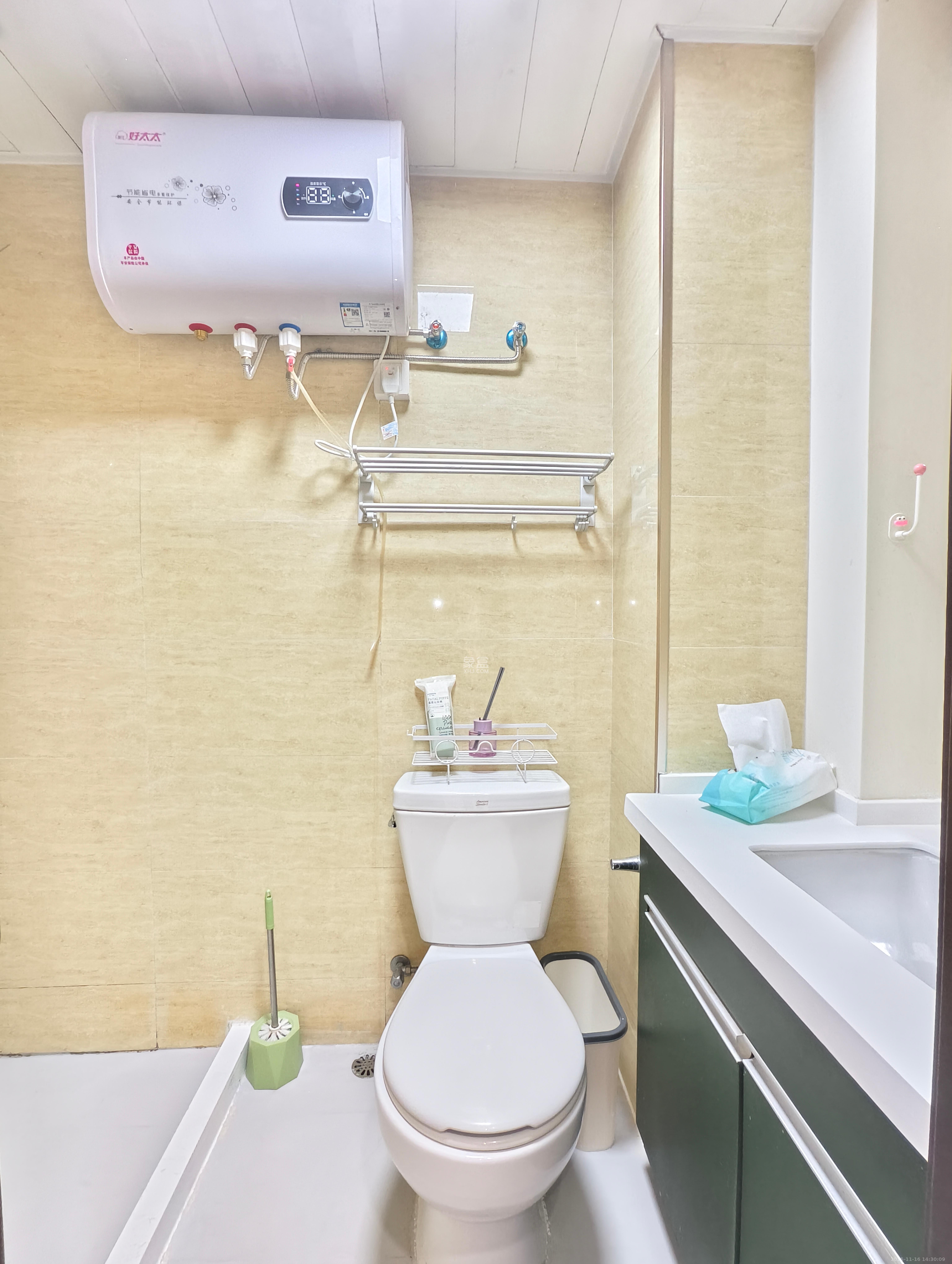 绿地中央广场  1室1厅1卫    1600.0元/月室内图