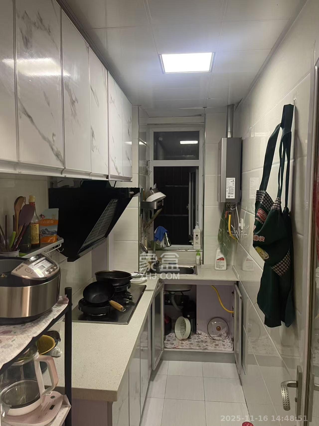 爵士湘  2室2厅1卫    1600.0元/月室内图