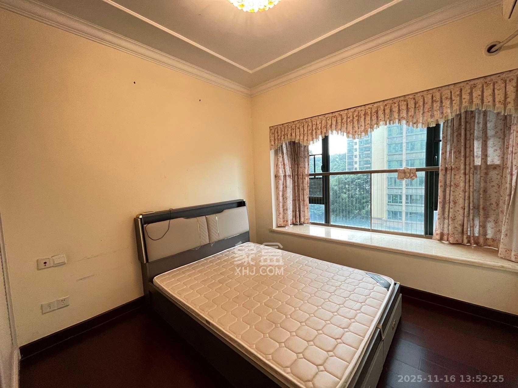 恒大城  2室2厅1卫    1800.0元/月室内图