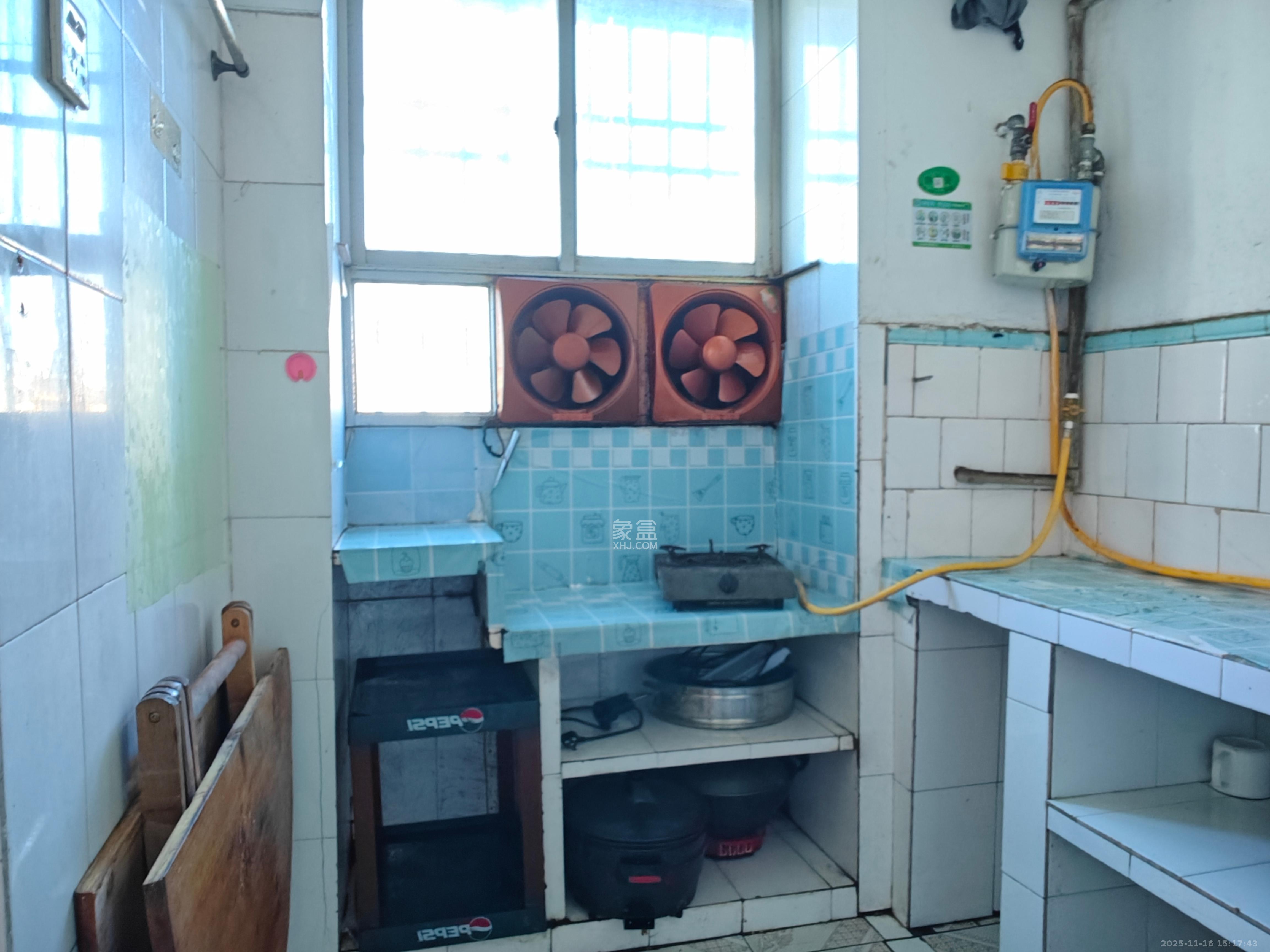 光裕里(光裕里巷电梯厂宿舍) 2室1厅1卫 1200.0元/月 光裕里(光裕里巷电梯厂宿舍) 2室1厅1卫 1200.0元/月室内图