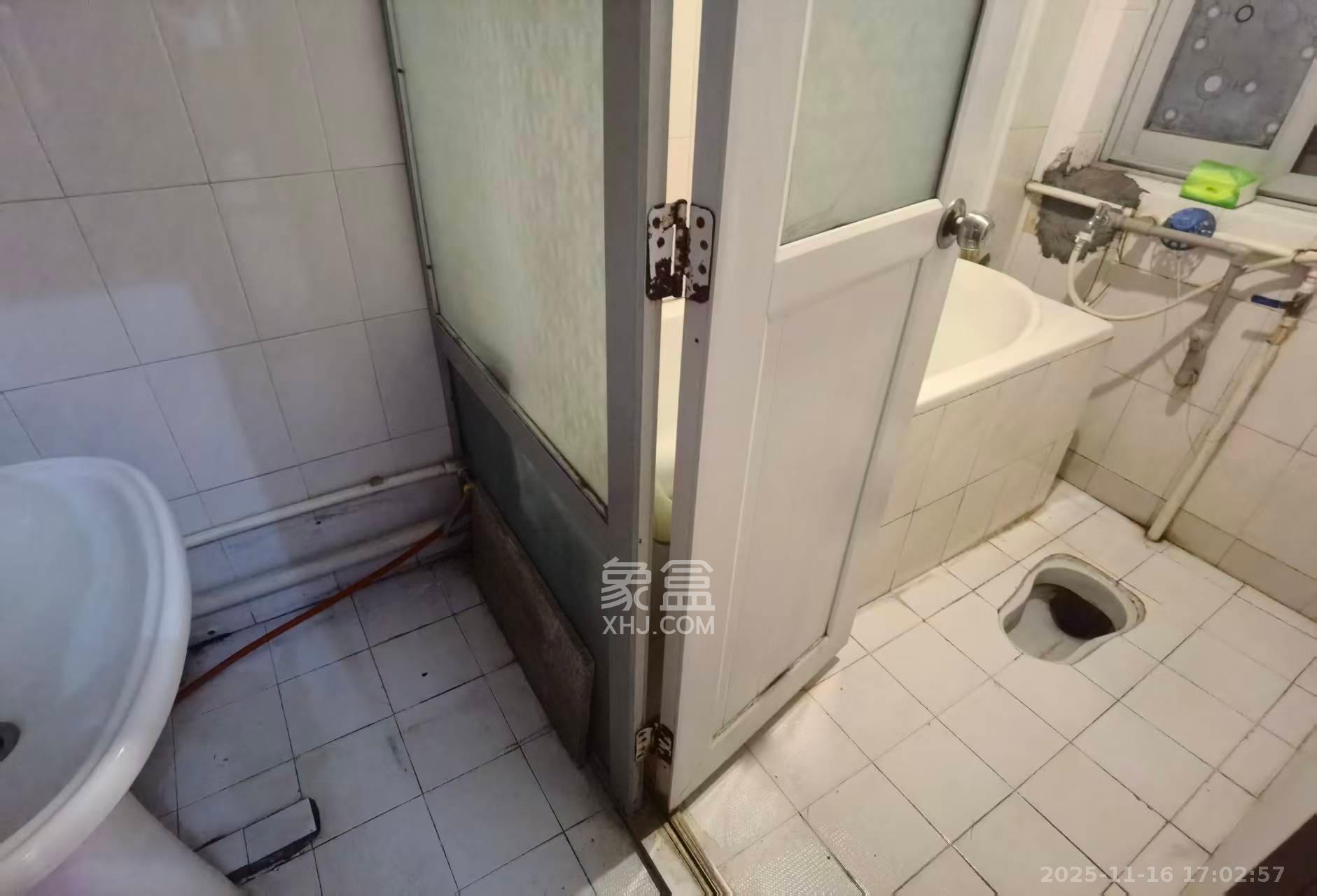 南园小区  2室2厅1卫    1800.0元/月室内图