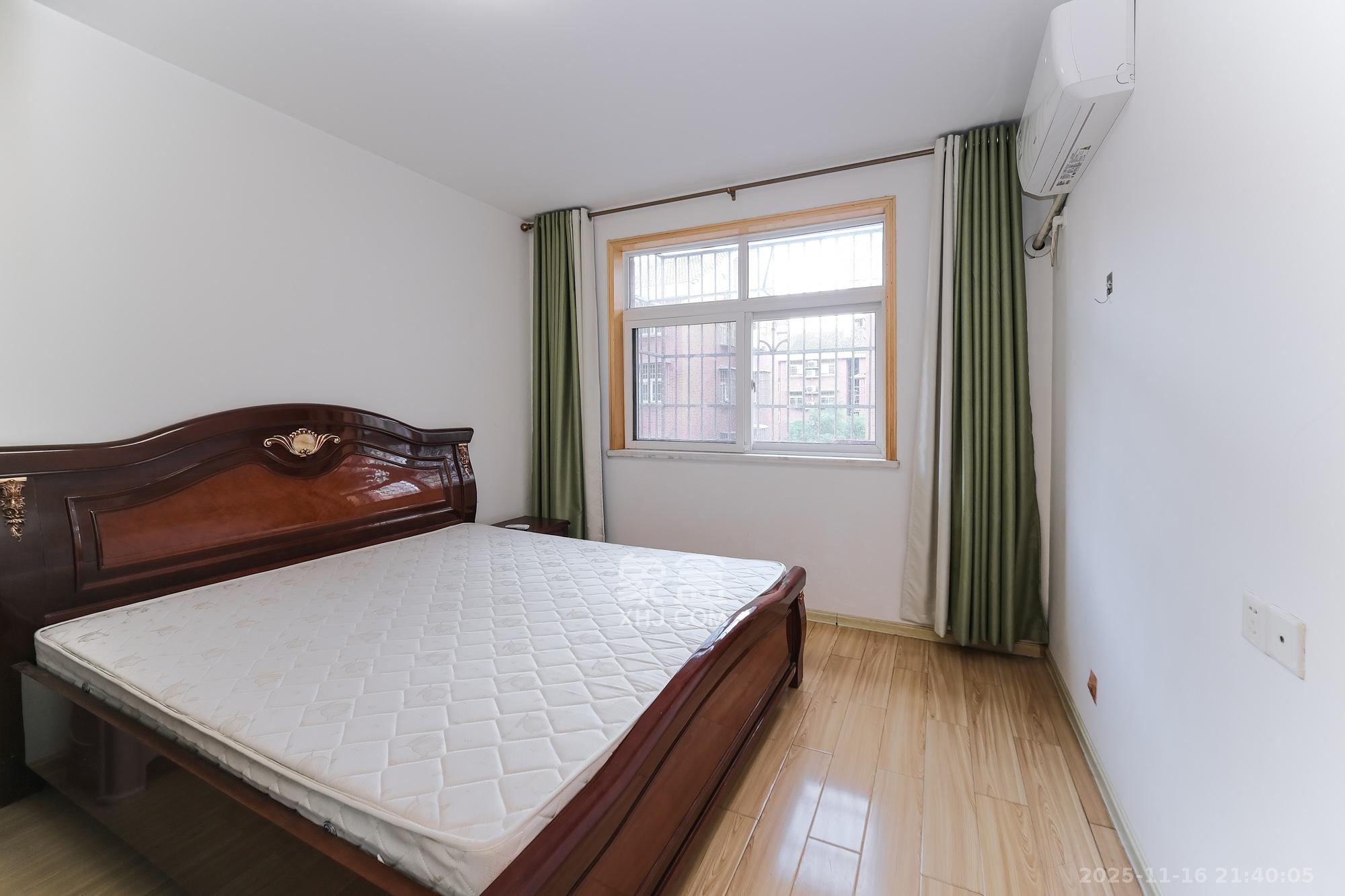 湘瑞家园  3室2厅1卫    49.8万卧室