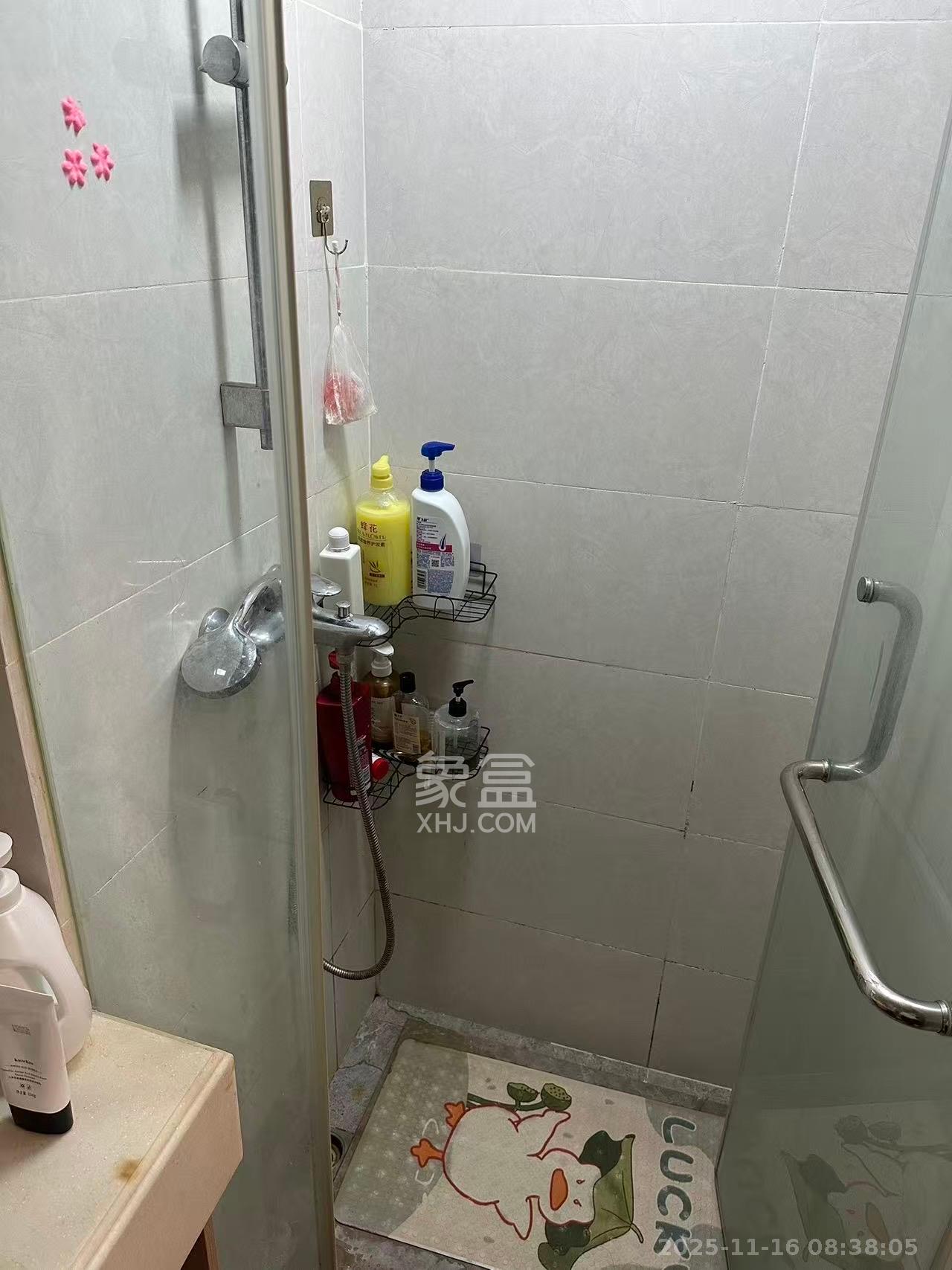 中海梅溪湖壹号 1室1厅1卫 1700.0元/月 中海梅溪湖壹号 1室1厅1卫 1700.0元/月室内图