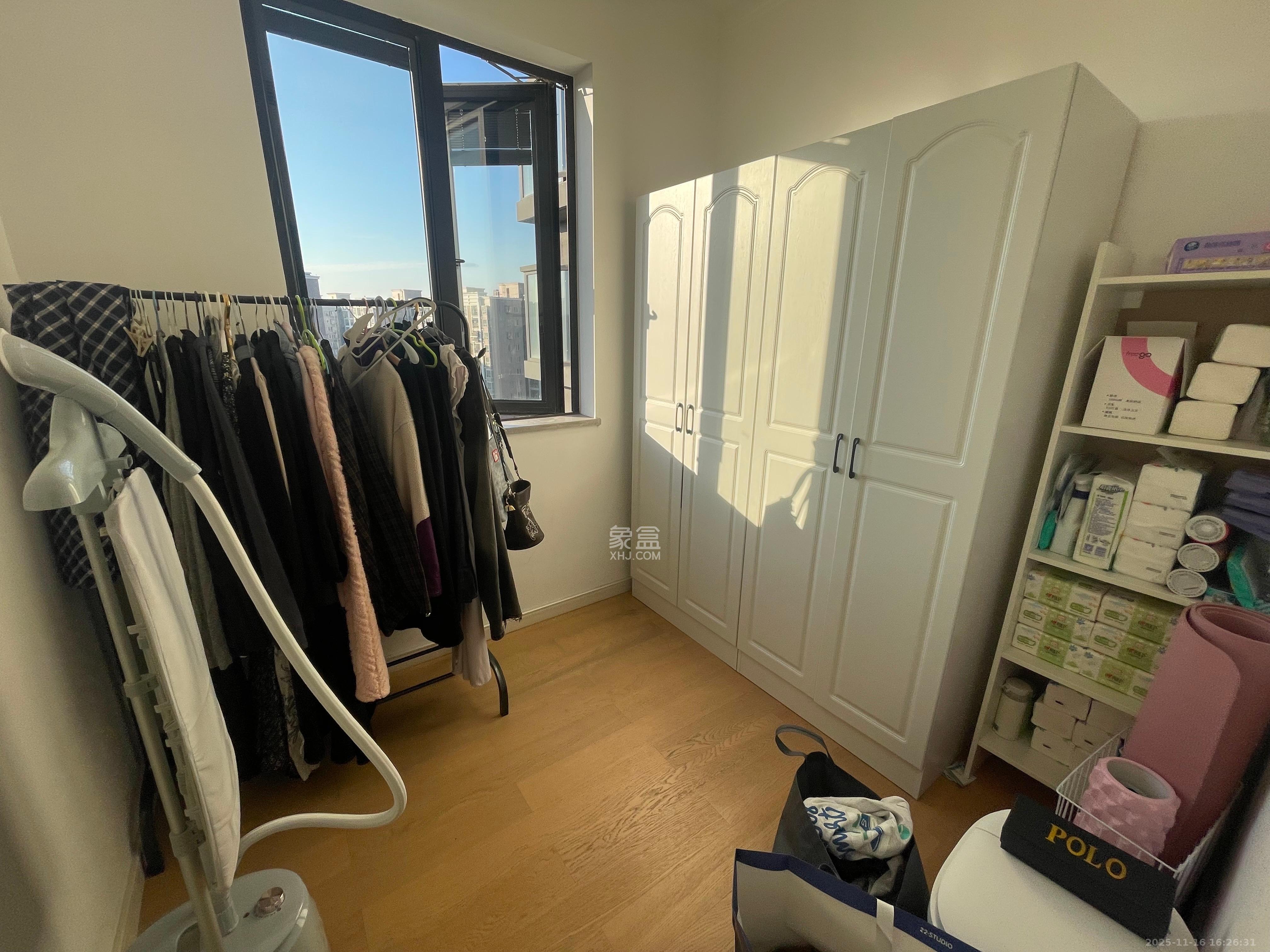 万科金色梦想C区  3室2厅2卫    3100.0元/月