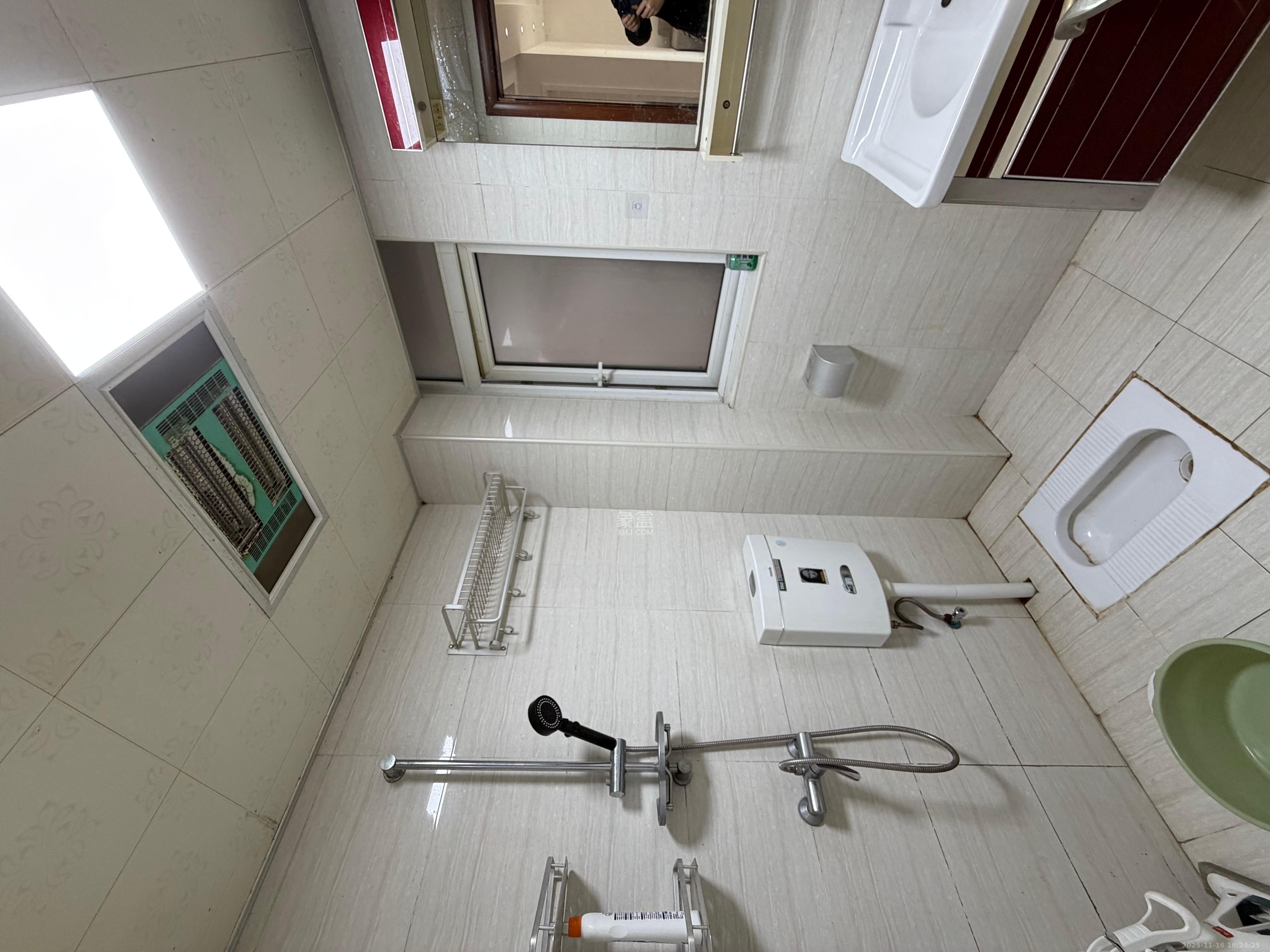 鑫科明珠 3室2厅2卫 2300.0元/月 鑫科明珠 3室2厅2卫 2300.0元/月室内图