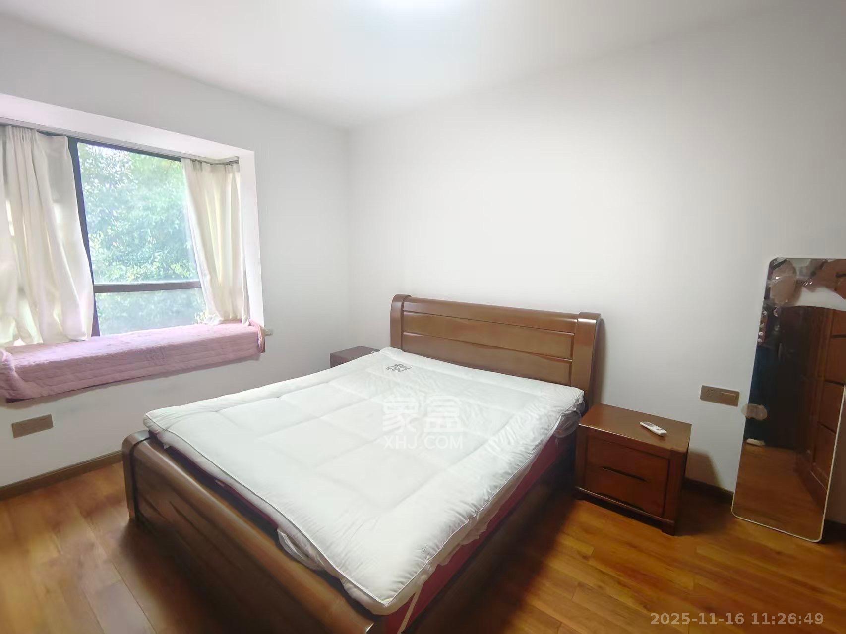 山语城二期  2室1厅1卫    2100.0元/月室内图