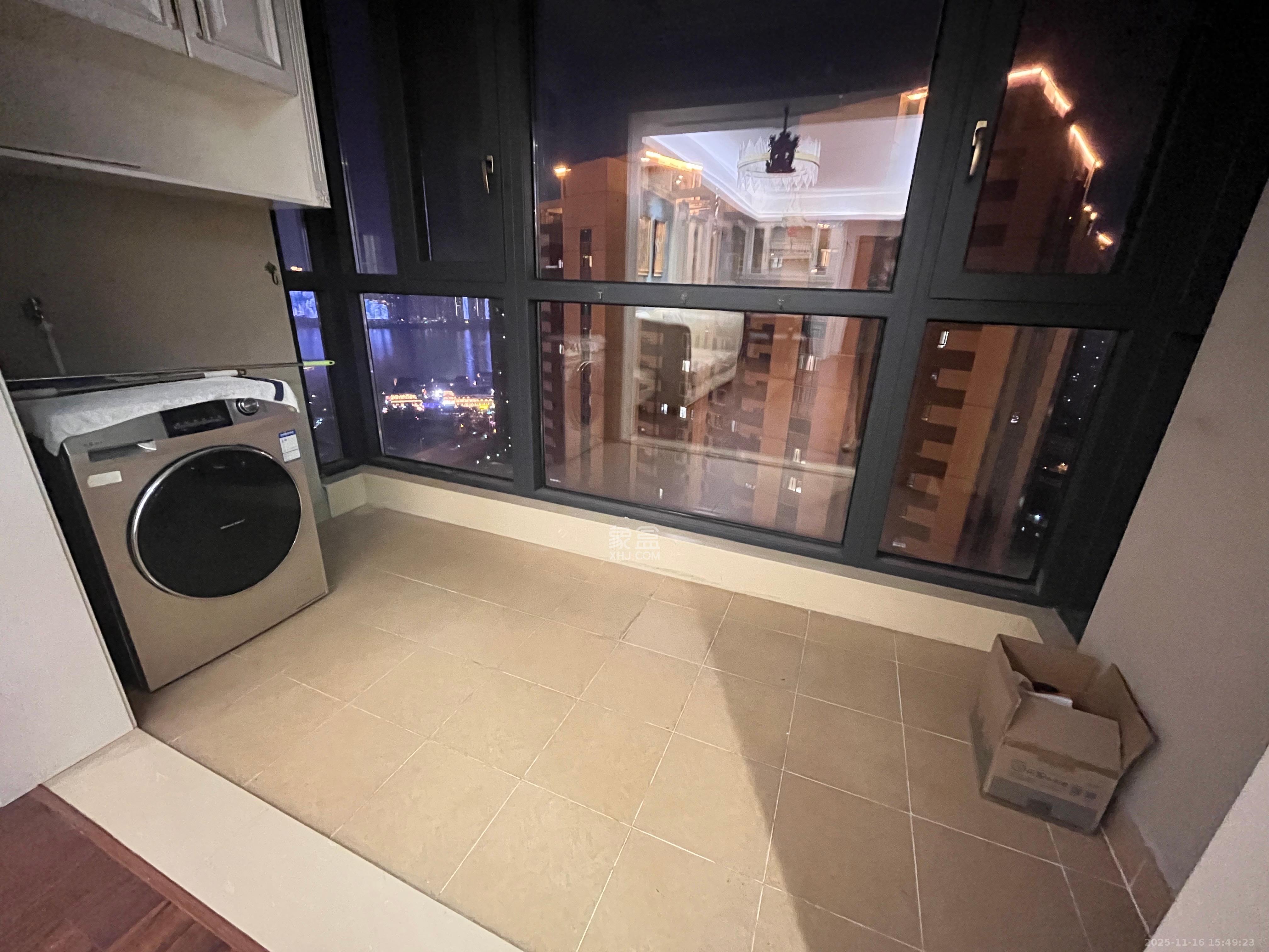 万科里金域国际  3室2厅2卫    3800.0元/月室内图