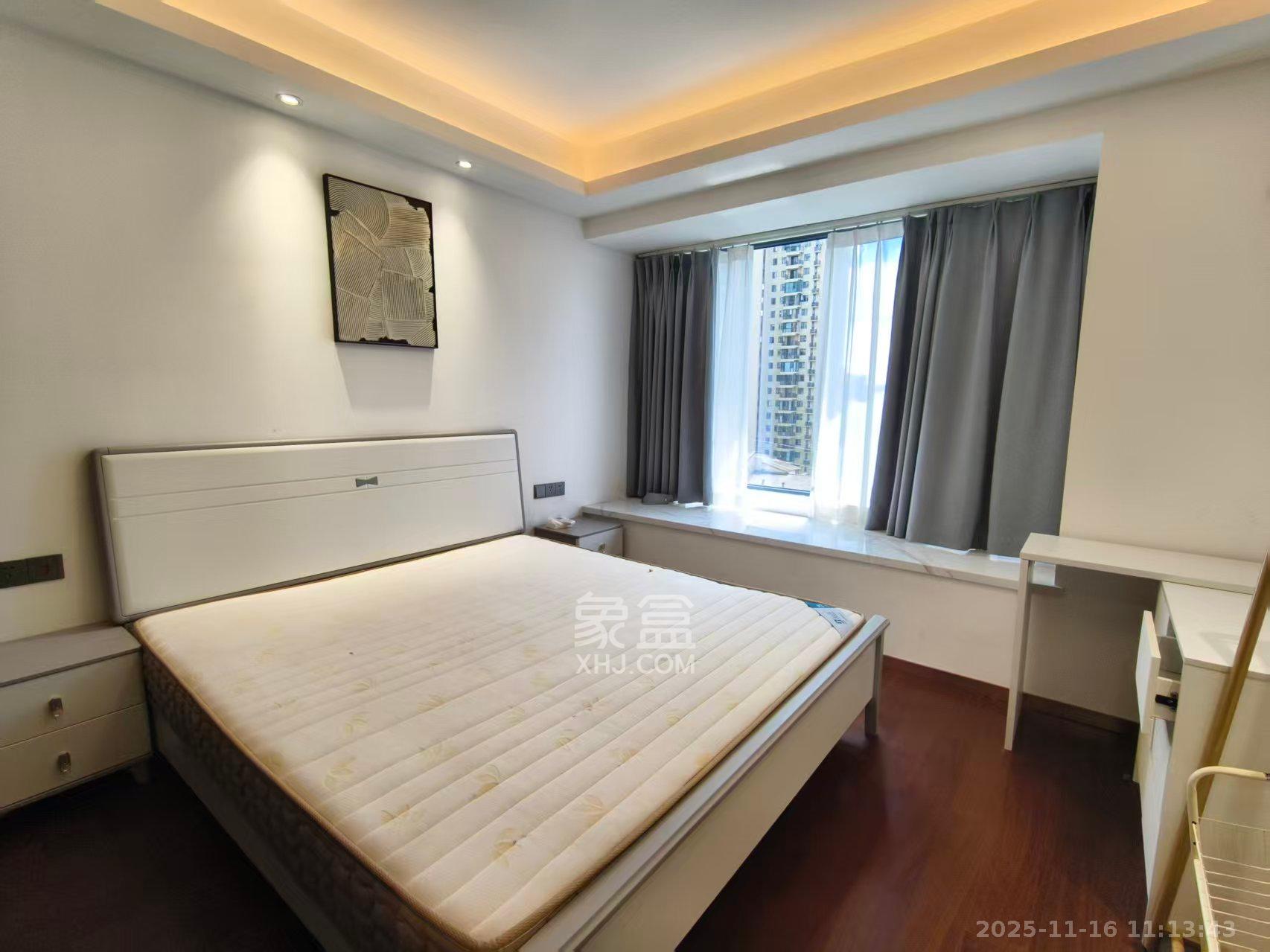 旭辉雨花郡  4室2厅2卫    4200.0元/月室内图