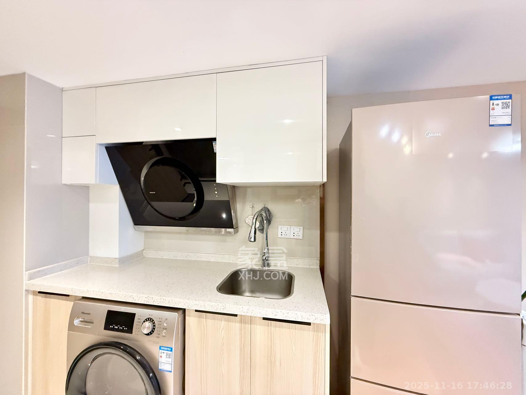 远洋外滩壹号  1室1厅1卫    2300.0元/月室内图