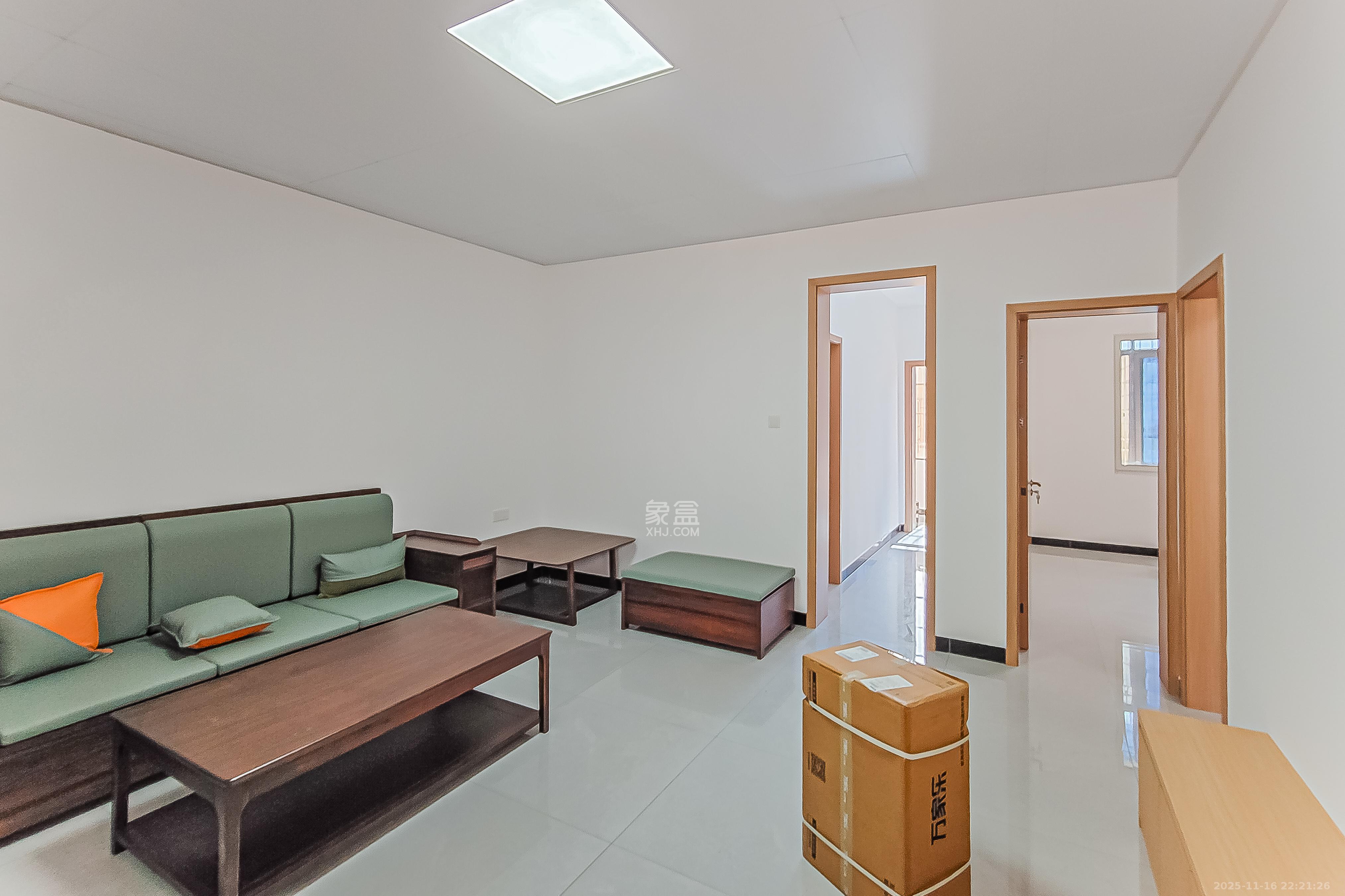 下碧湘街散盘 3室1厅1卫 122.0万 下碧湘街散盘 3室1厅1卫 122.0万客厅