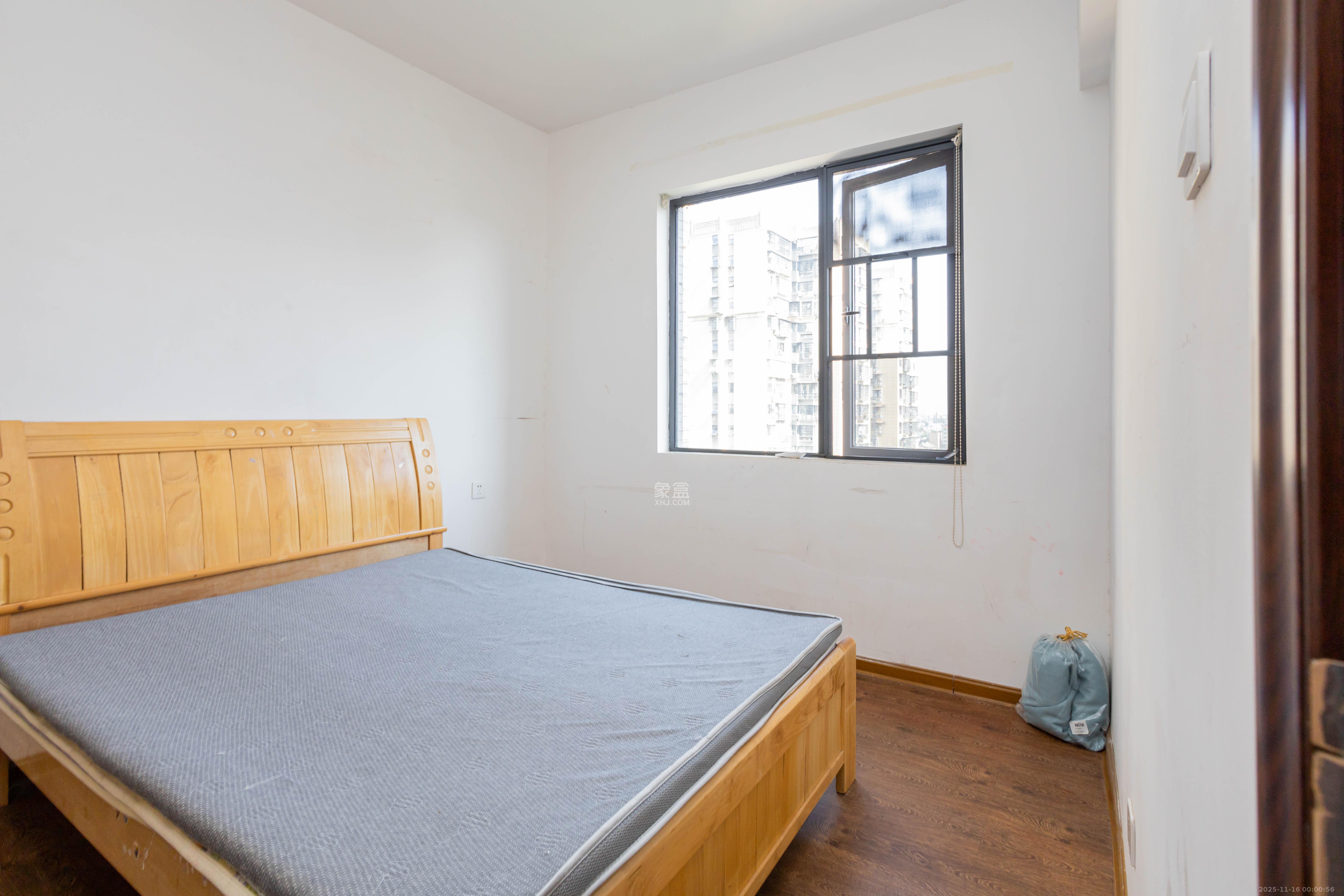 汇一城(汇壹公馆) 2室1厅1卫 58.0万 汇一城(汇壹公馆) 2室1厅1卫 58.0万卧室