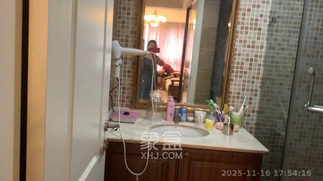 保利城（中航城国际社区、郡原美村）  2室2厅1卫    2200.0元/月室内图