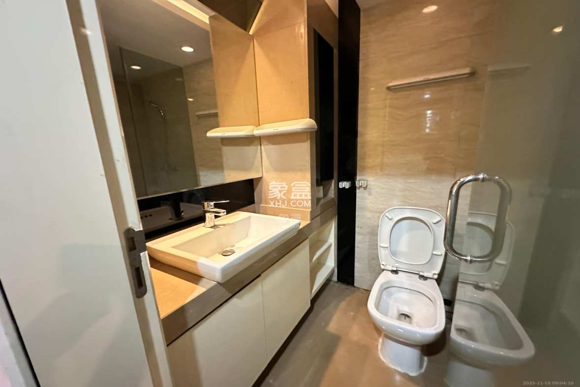 保利国际广场 1室1厅1卫 2600.0元/月 保利国际广场 1室1厅1卫 2600.0元/月室内图