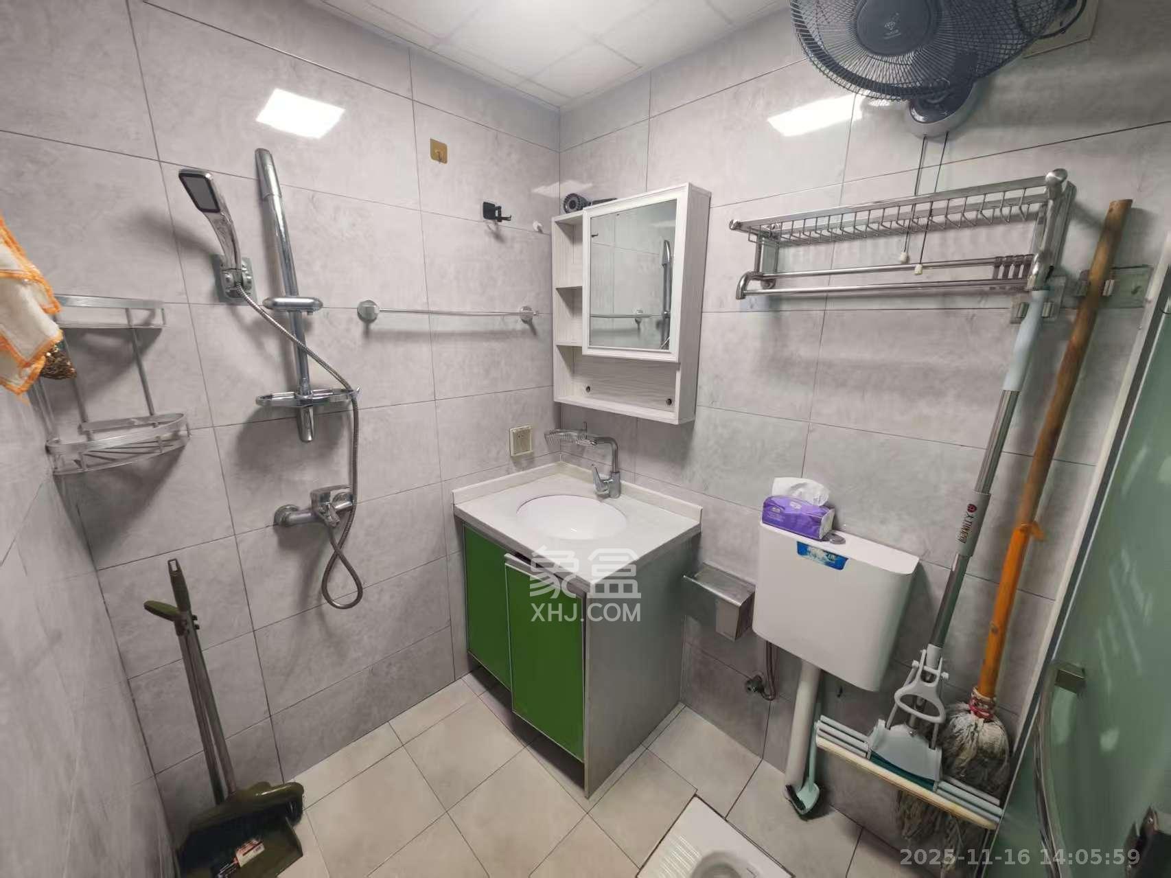 汀湘十里  2室1厅1卫    1500.0元/月室内图