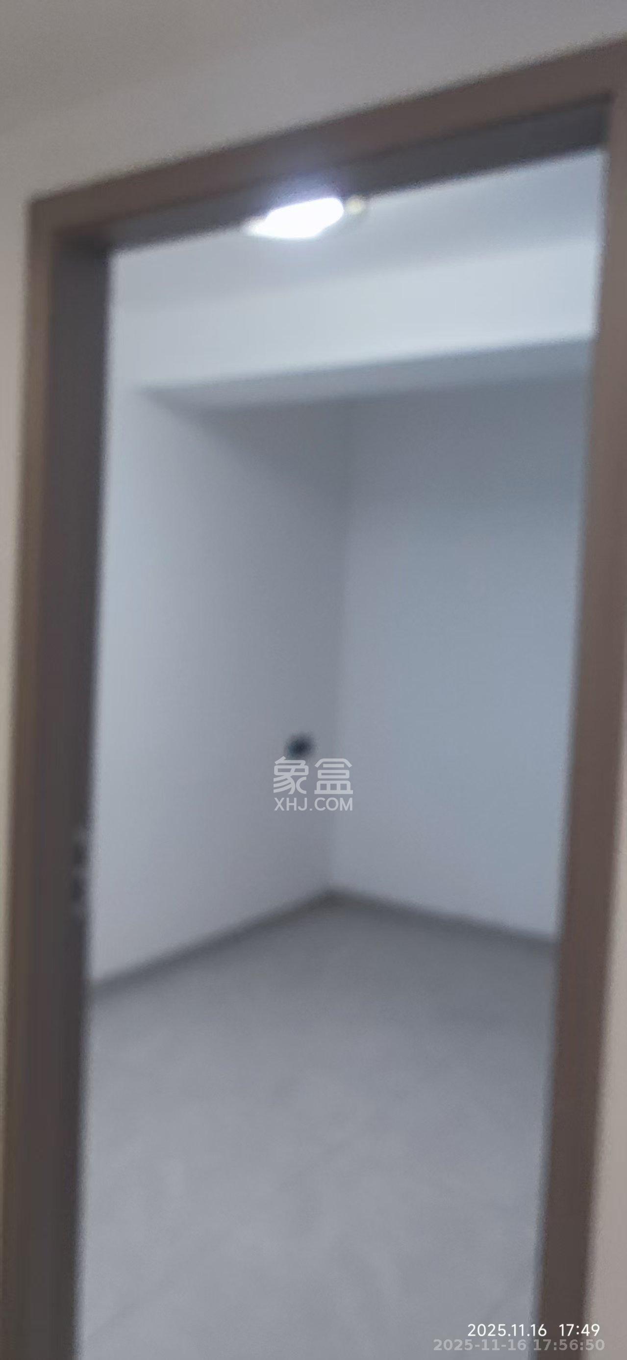 新富城 3室1厅1卫 2600.0元/月 新富城 3室1厅1卫 2600.0元/月室内图