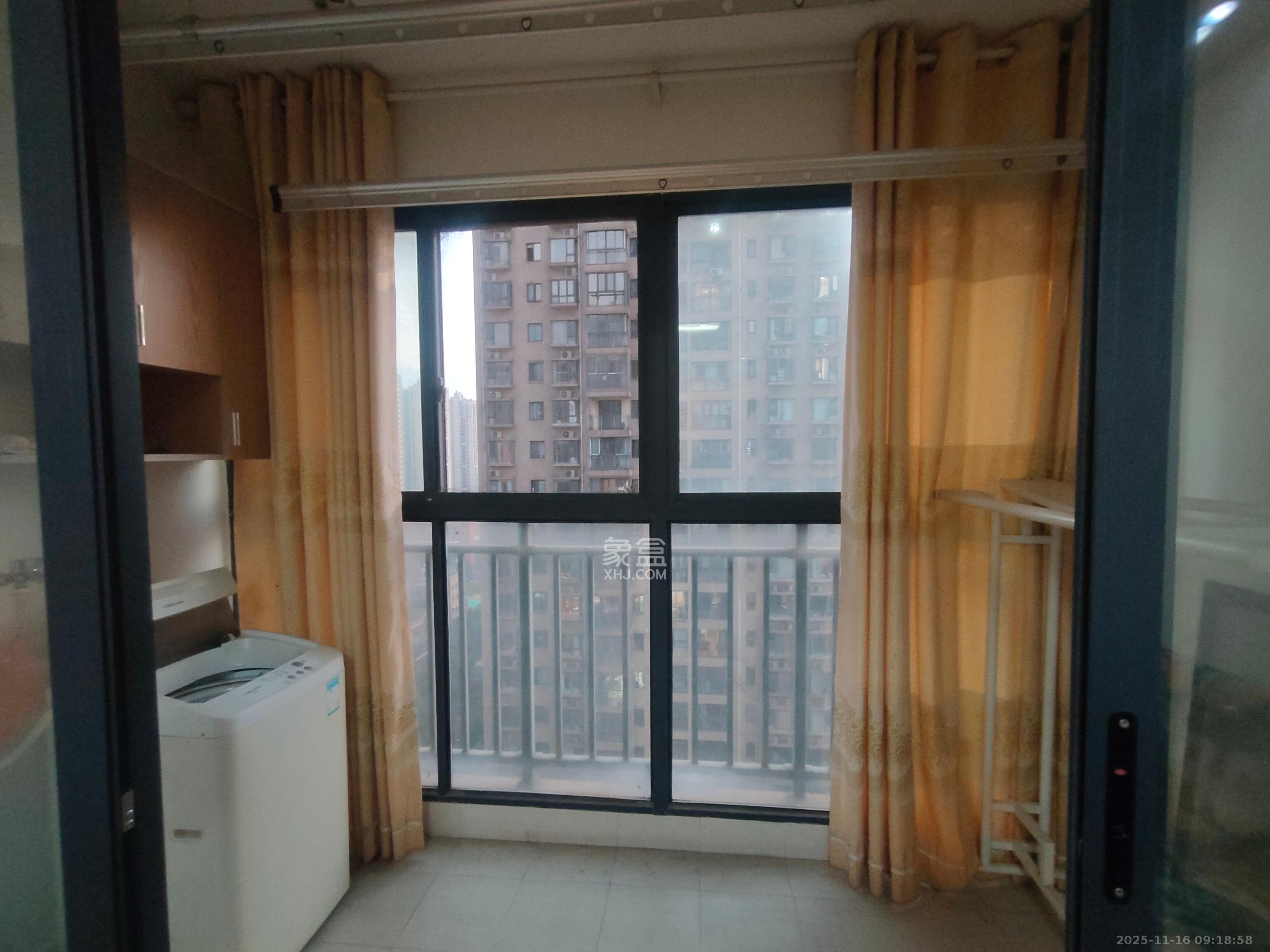 钰龙天下一期  2室2厅1卫    1800.0元/月室内图