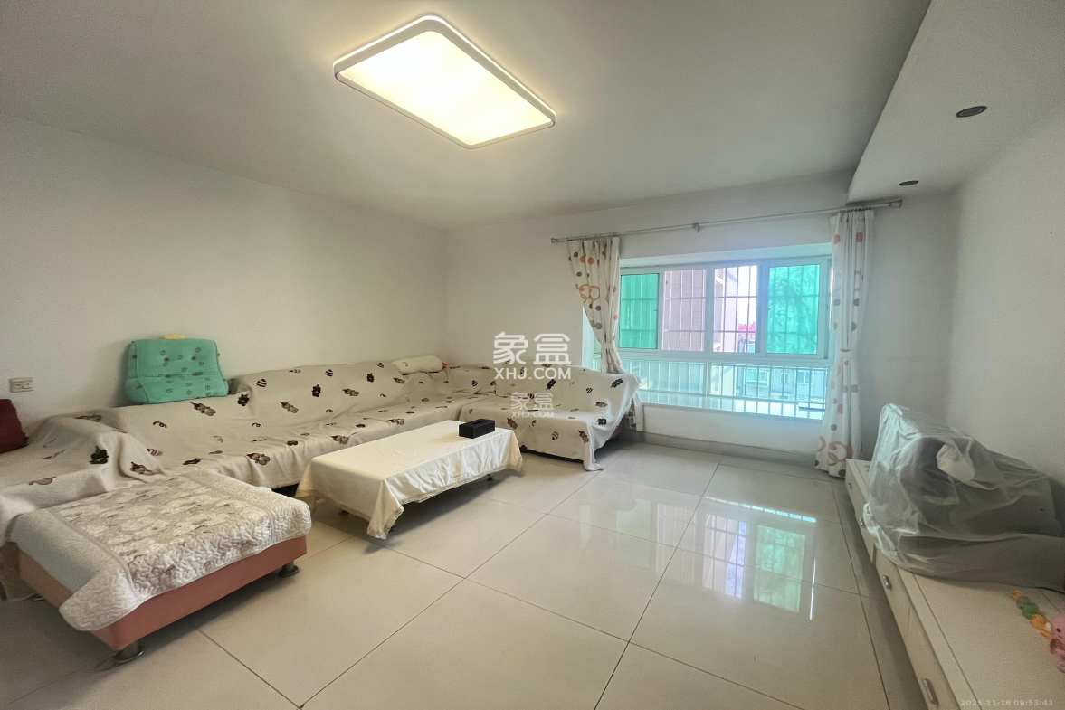 格林星城 3室2厅1卫 2500.0元/月 格林星城 3室2厅1卫 2500.0元/月室内图