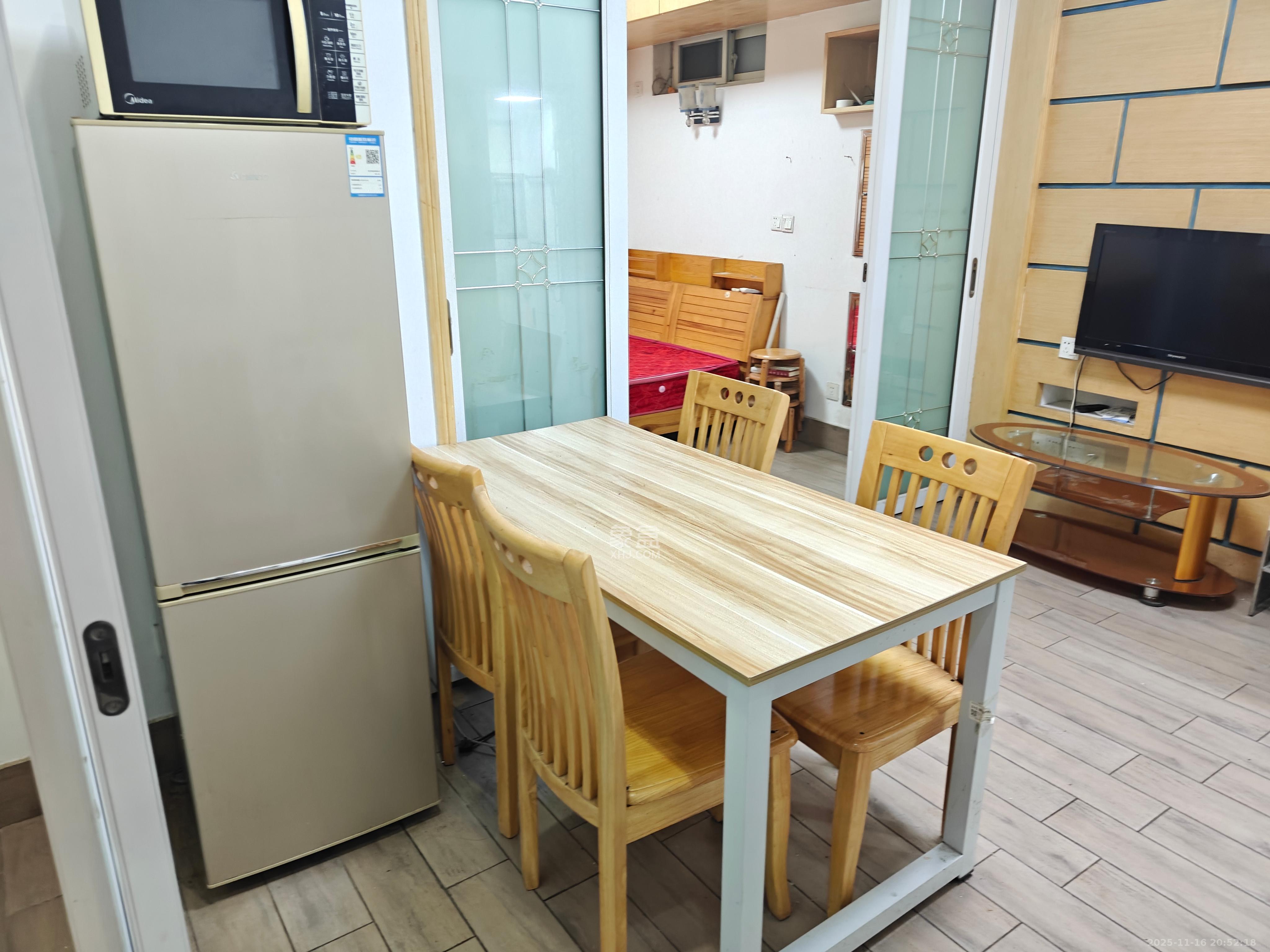 景泰雅苑（景江融城）  2室1厅1卫    1600.0元/月室内图