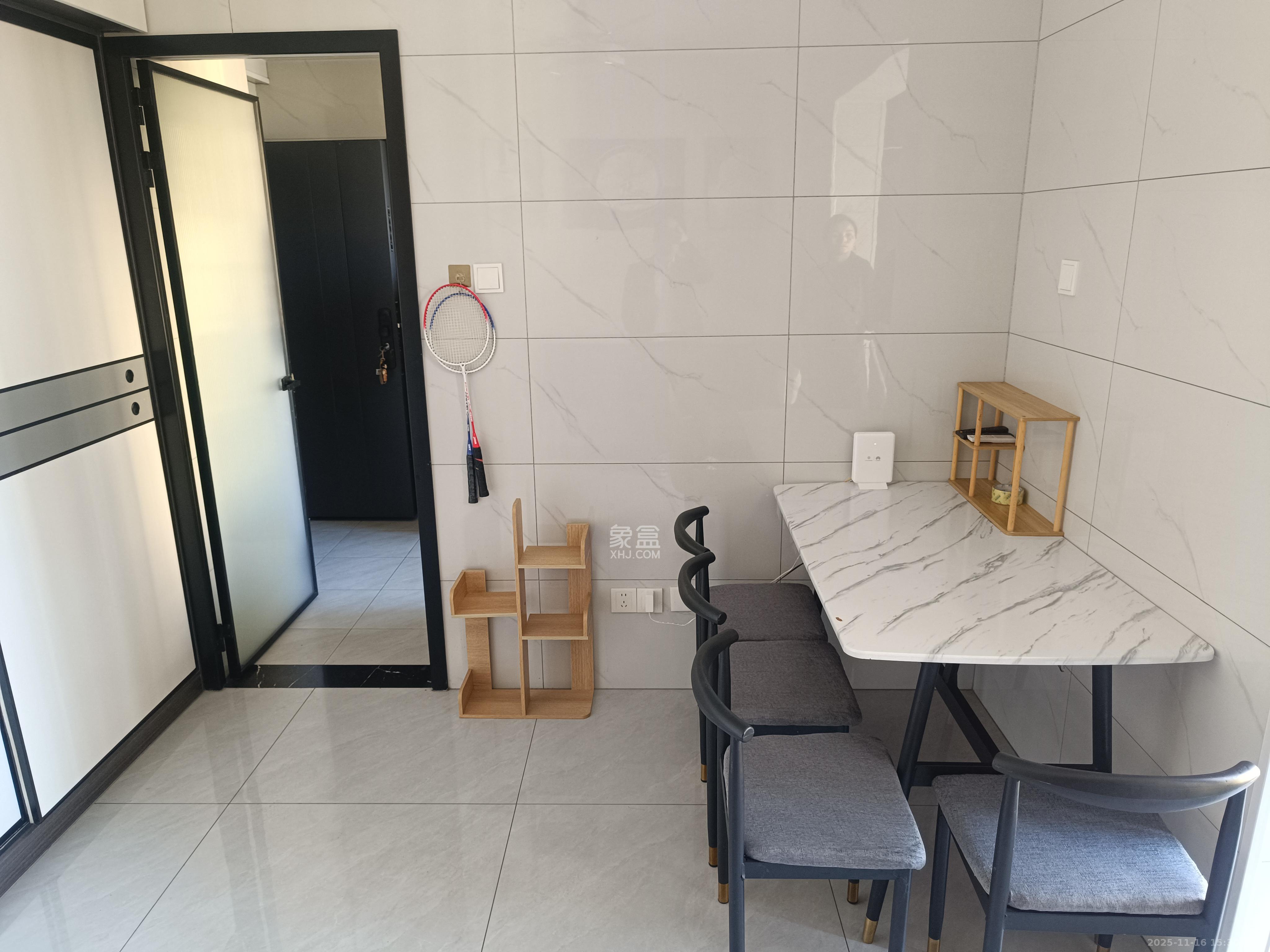 星城新宇川河苑  1室1厅1卫    1400.0元/月室内图