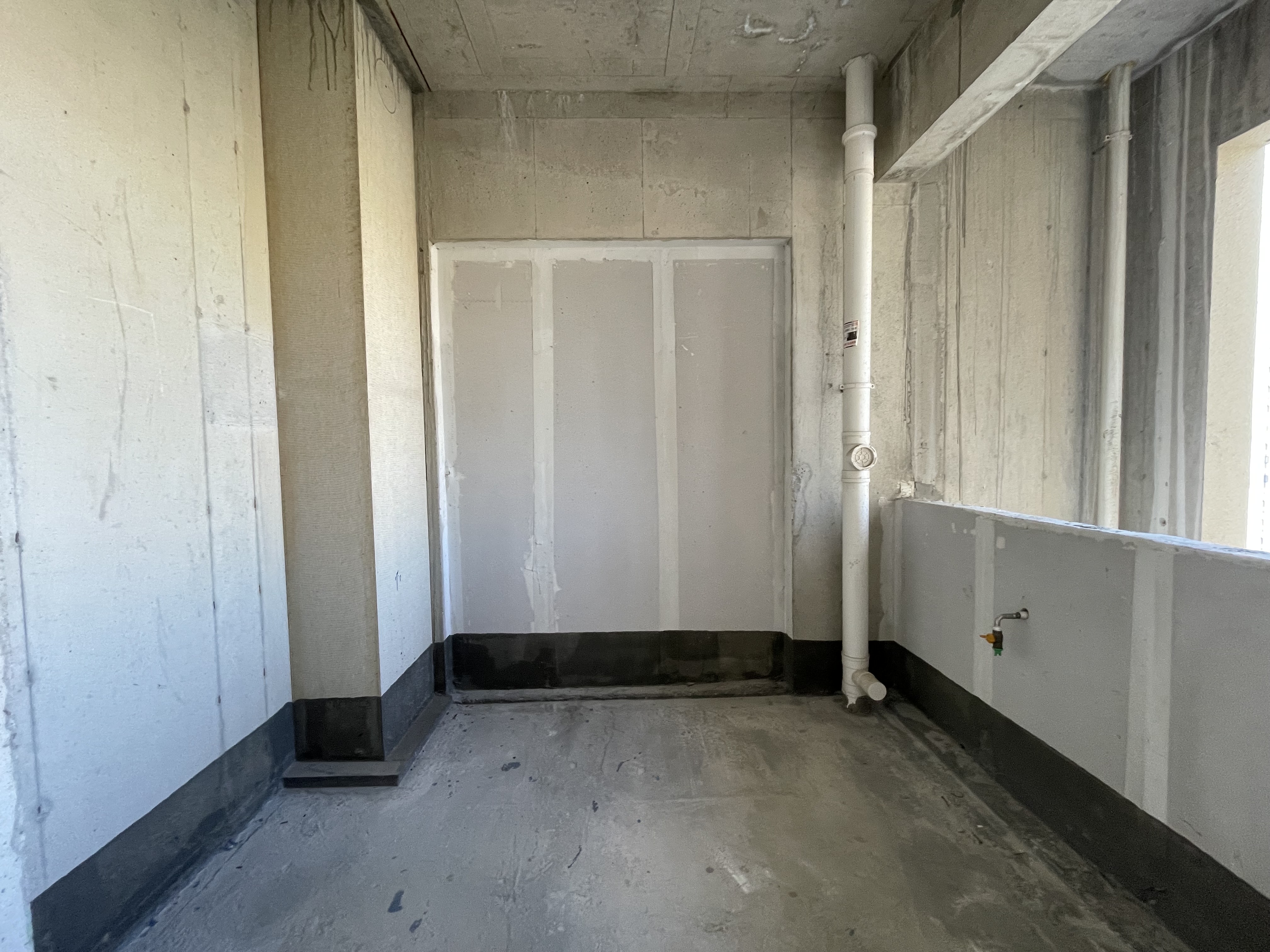 湘中府央玺  4室2厅2卫    76.8万客厅