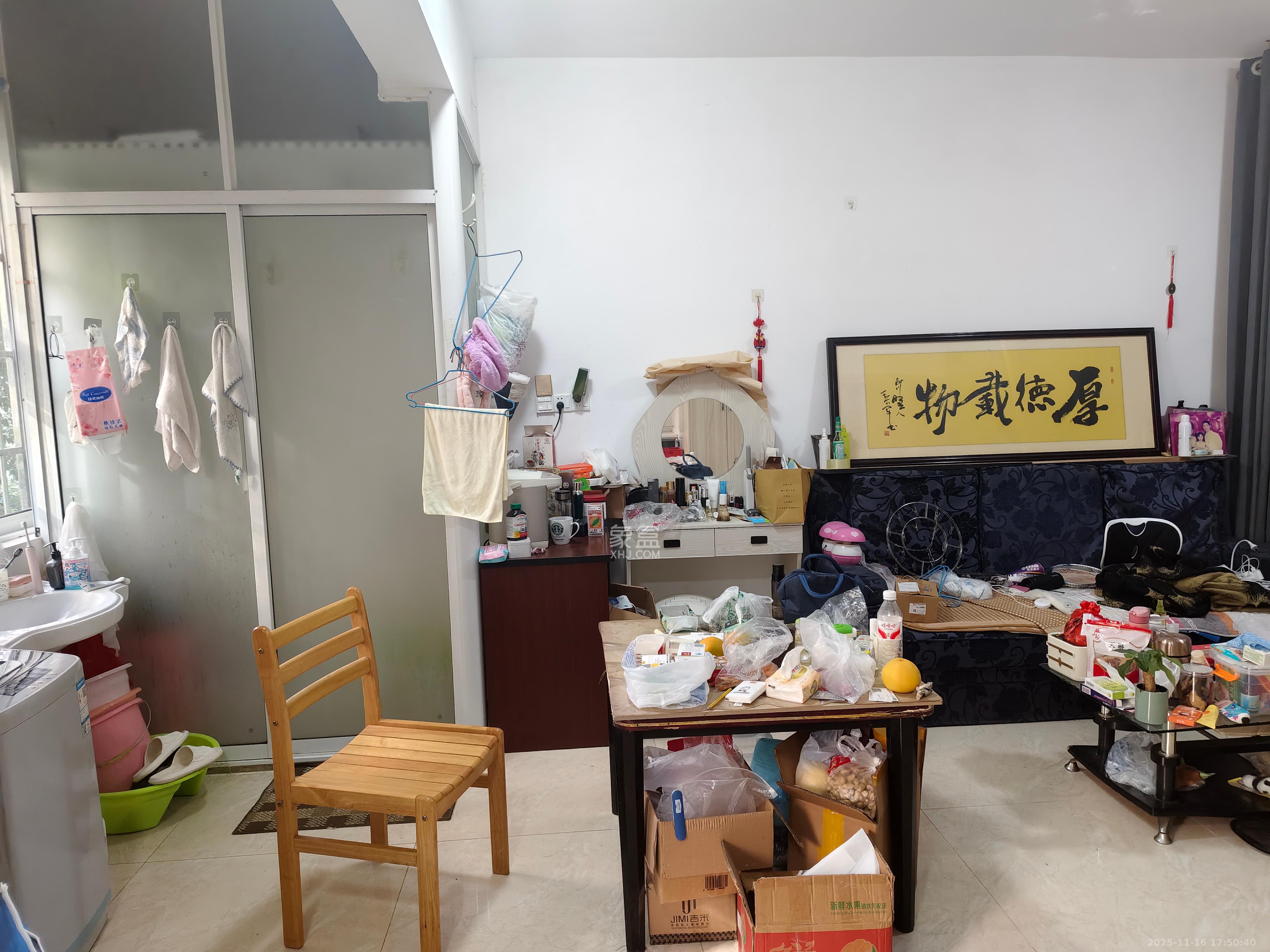 山水湾  1室0厅0卫    800.0元/月室内图