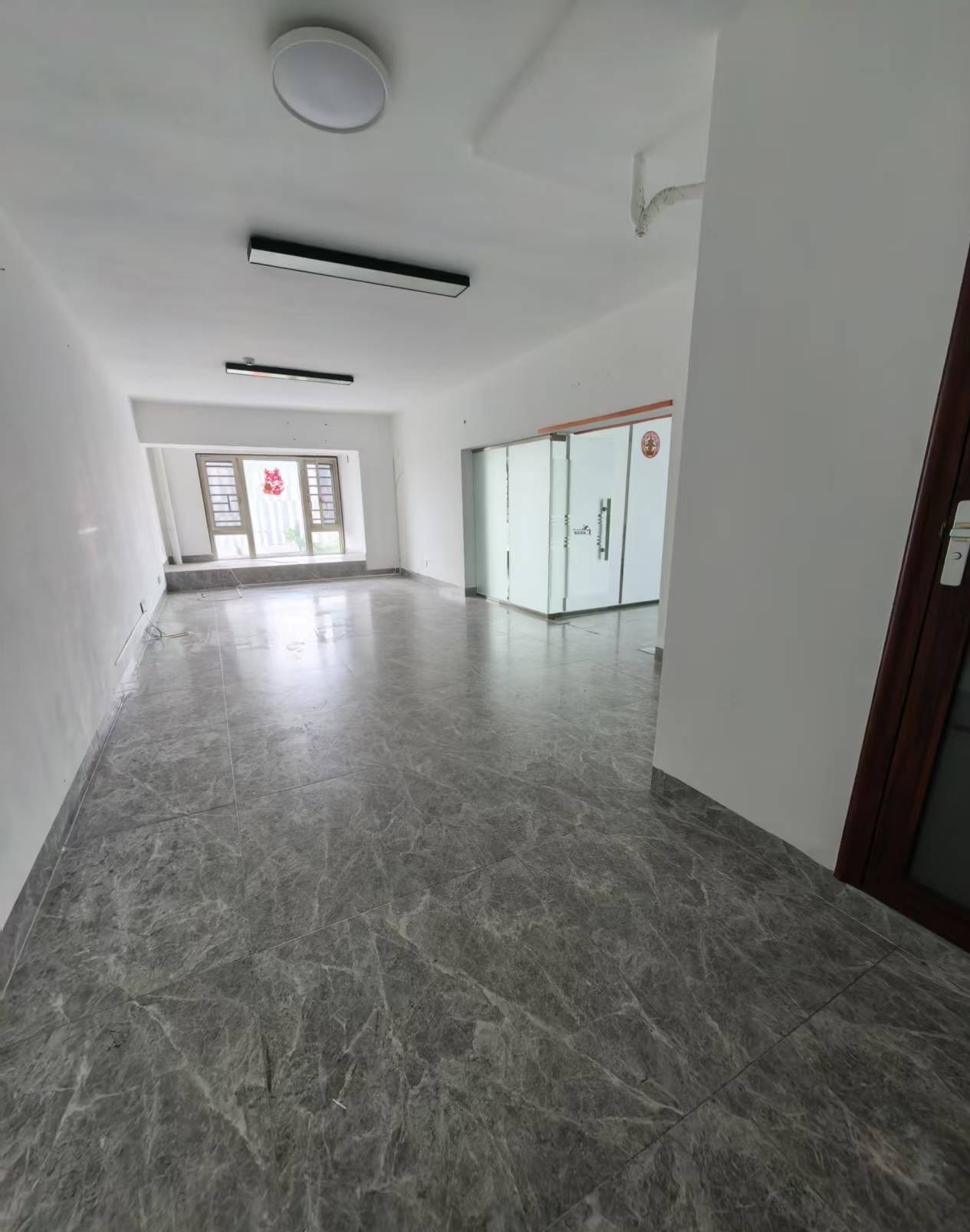 绿地海德公馆  1室1厅1卫    6000.0元/月室内图