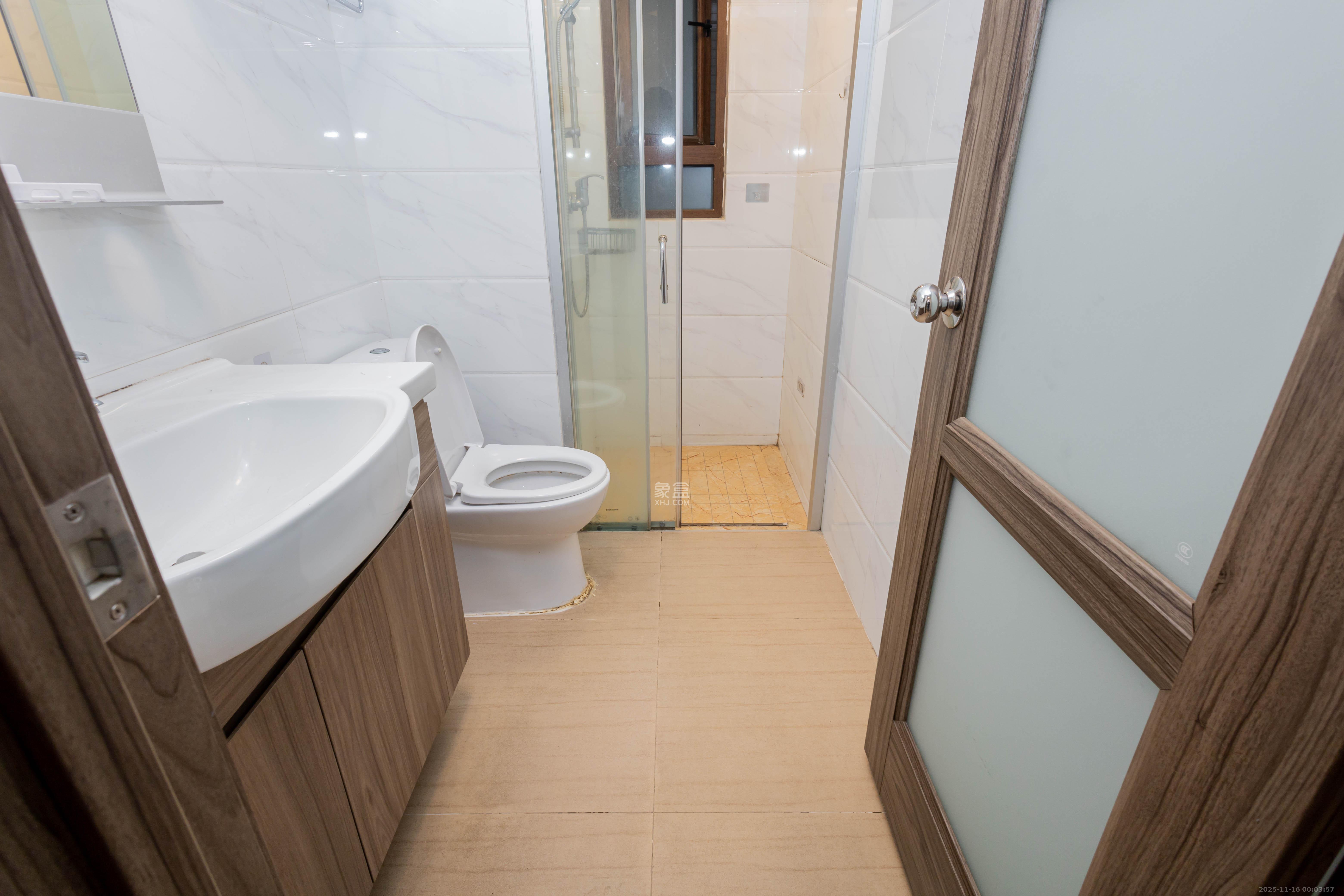 碧桂园星城首府 3室2厅2卫 55.8万 碧桂园星城首府 3室2厅2卫 55.8万卫生间