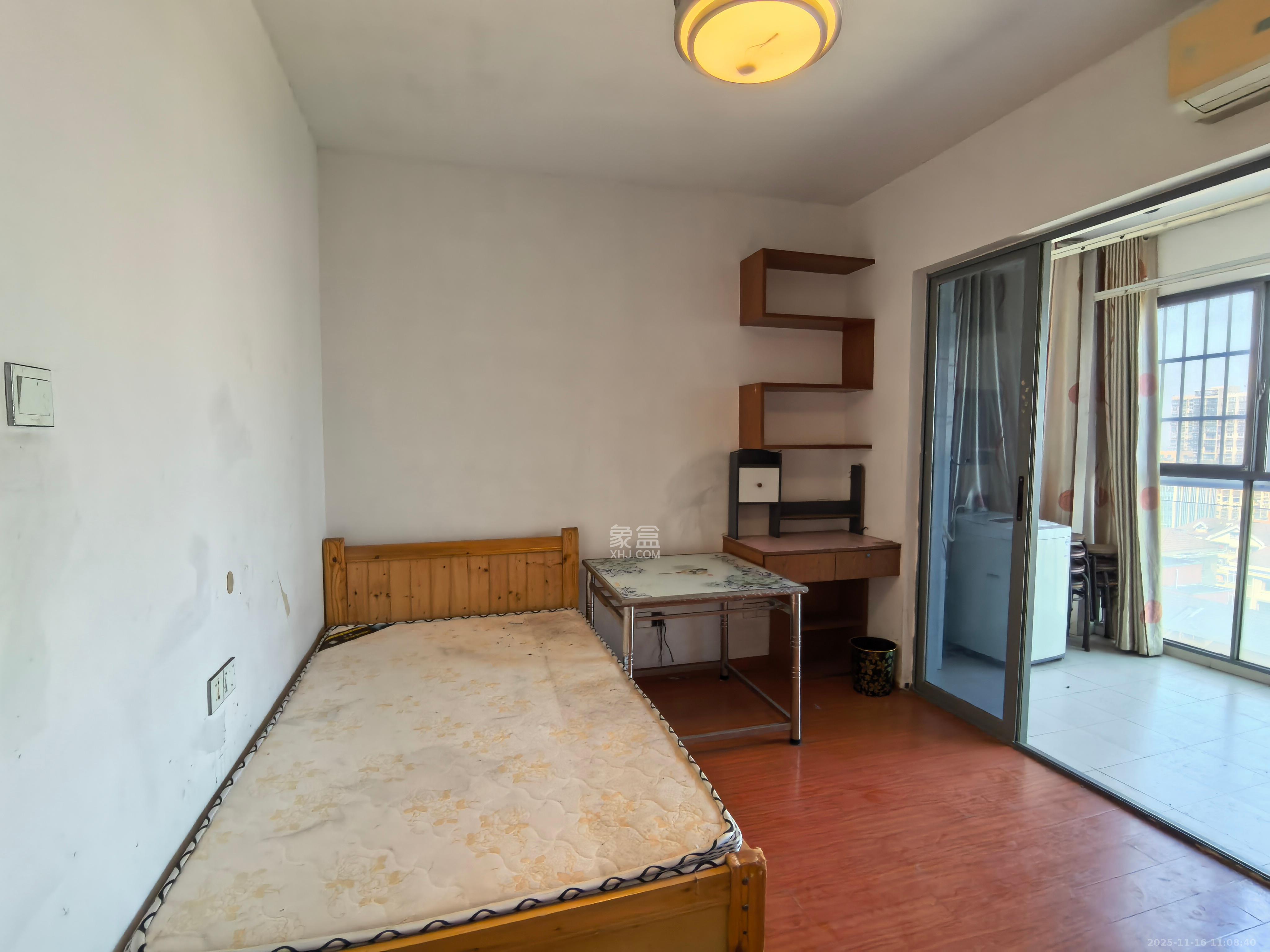 雄新水印廊桥（雄新华府）  1室0厅0卫    1400.0元/月室内图