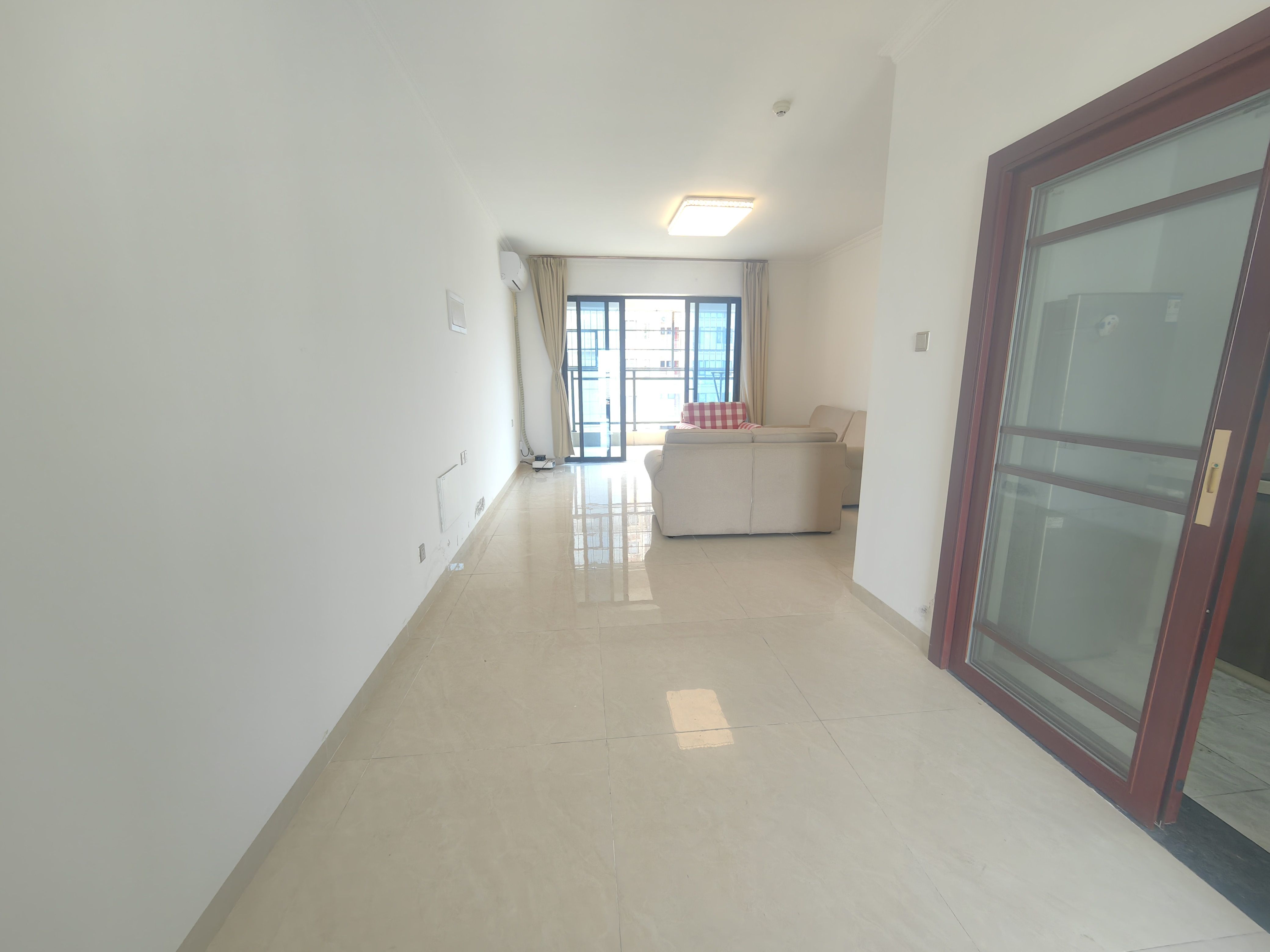 海湾花园 3室2厅2卫 3800.0元/月 海湾花园 3室2厅2卫 3800.0元/月室内图