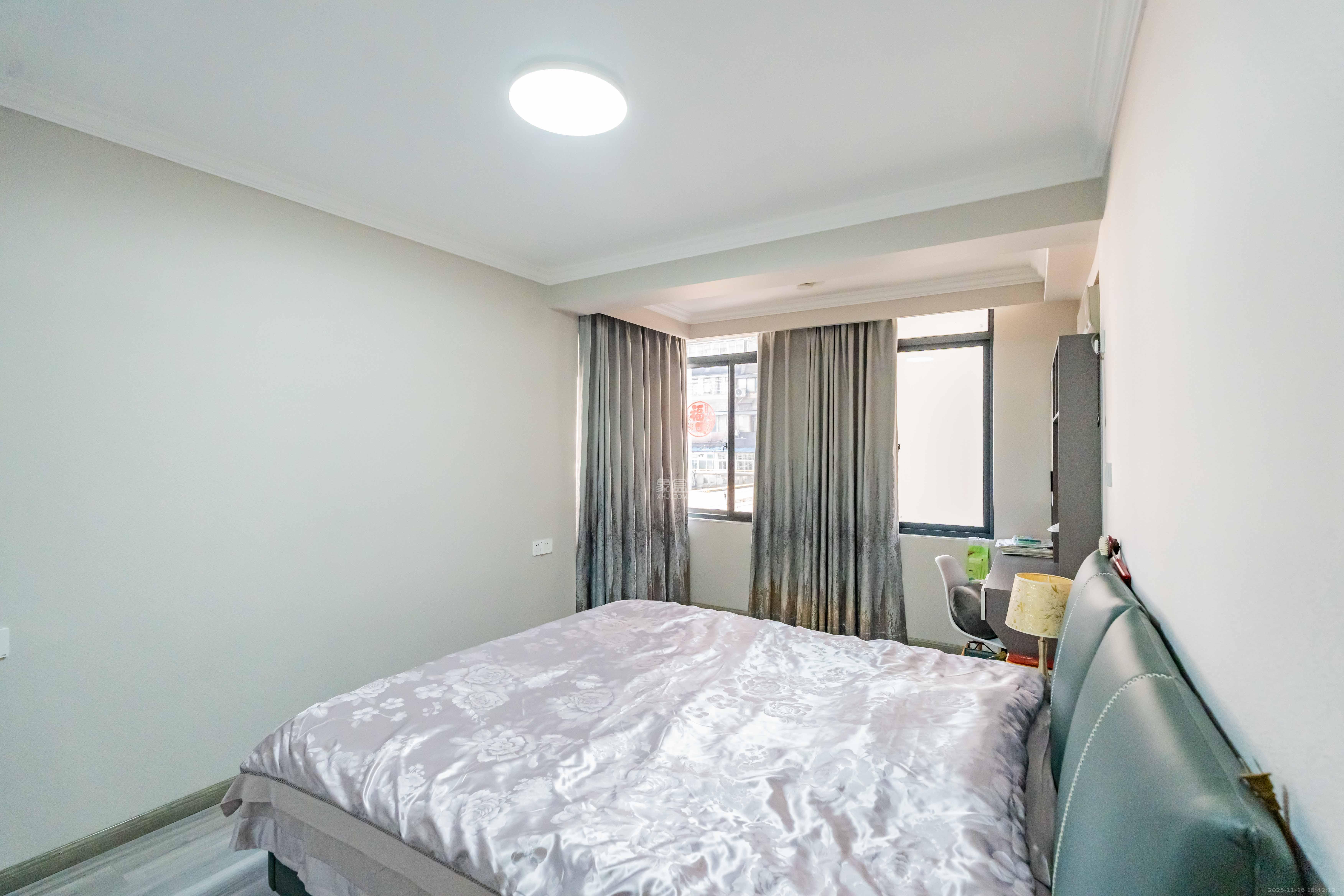 展览馆科协宿舍  3室2厅1卫    4500.0元/月室内图